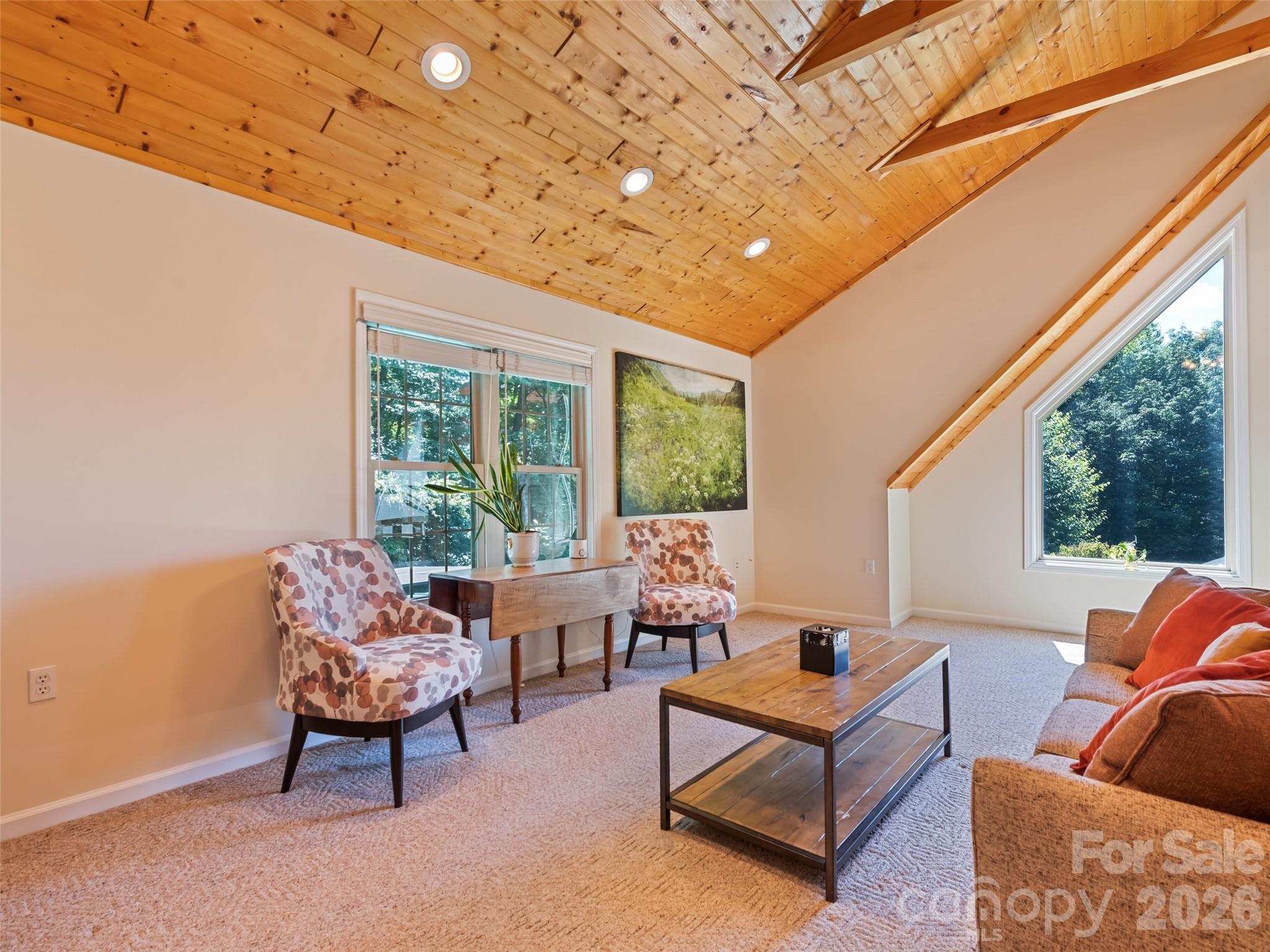 612 Brannon Forest Drive Property Photo 32