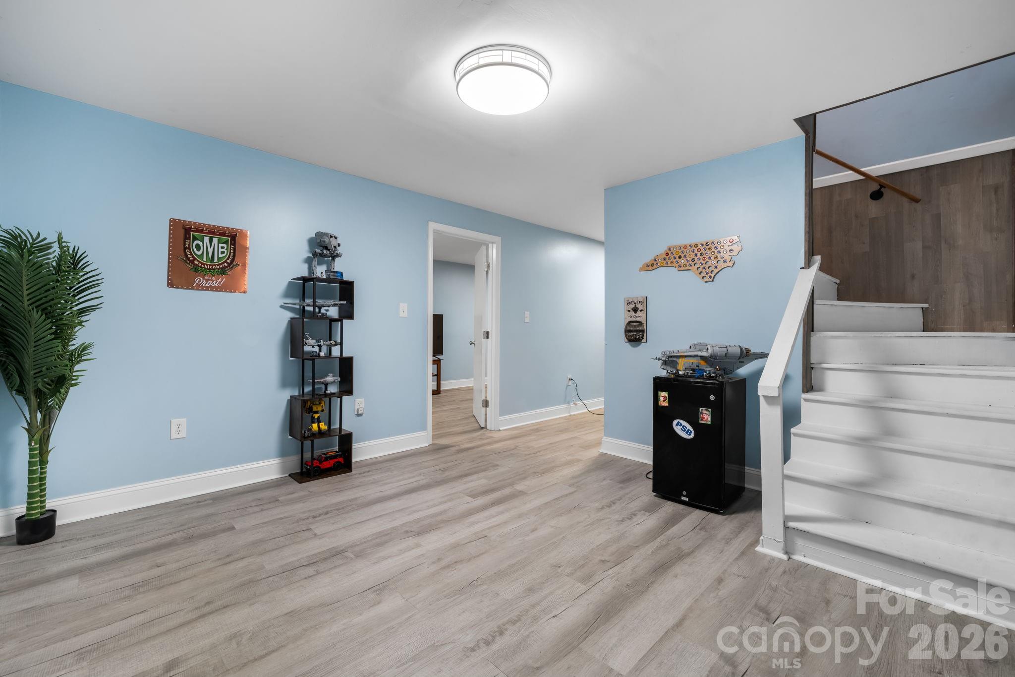 1172 Sunset Court Property Photo 15