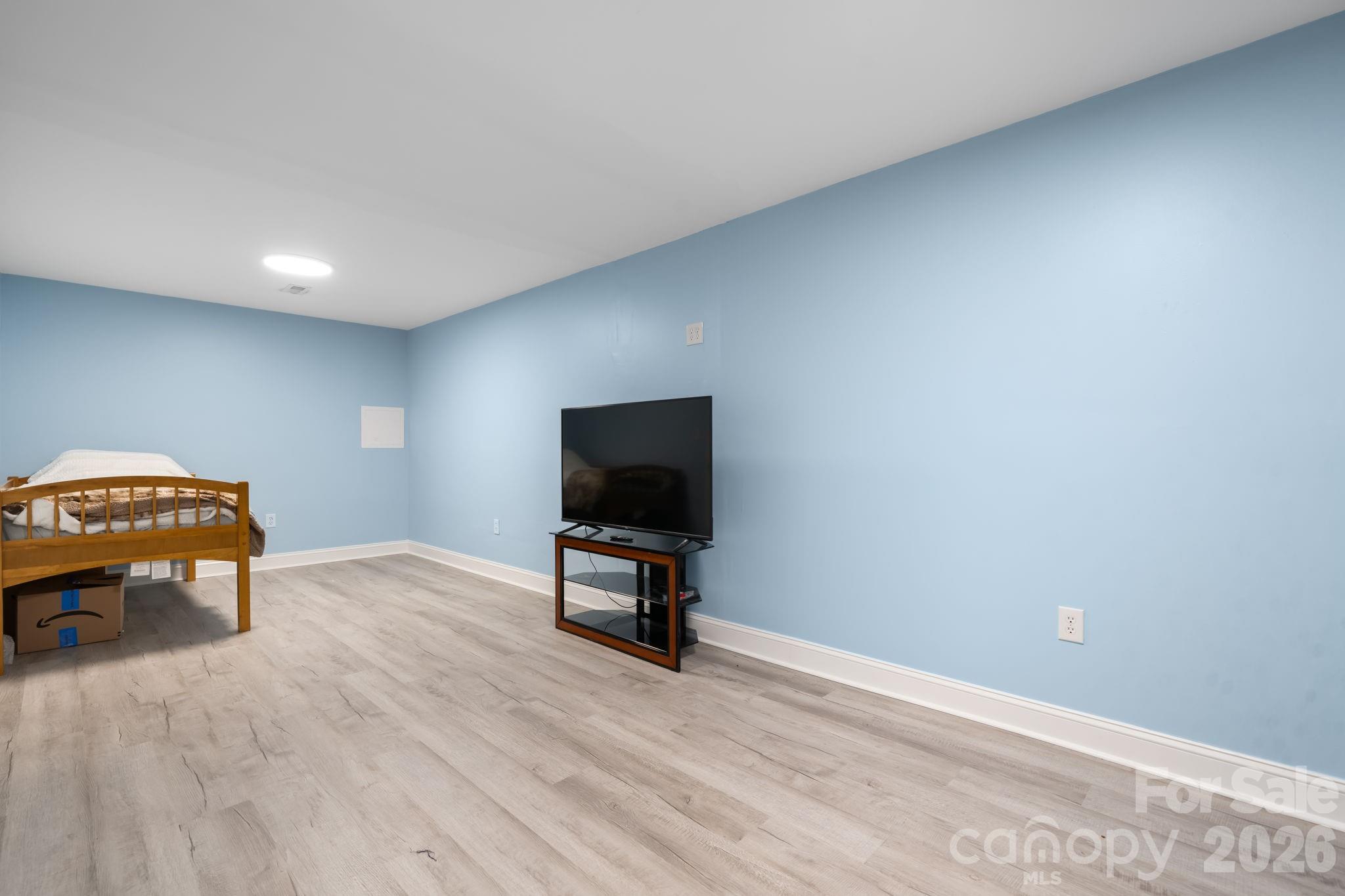 1172 Sunset Court Property Photo 16