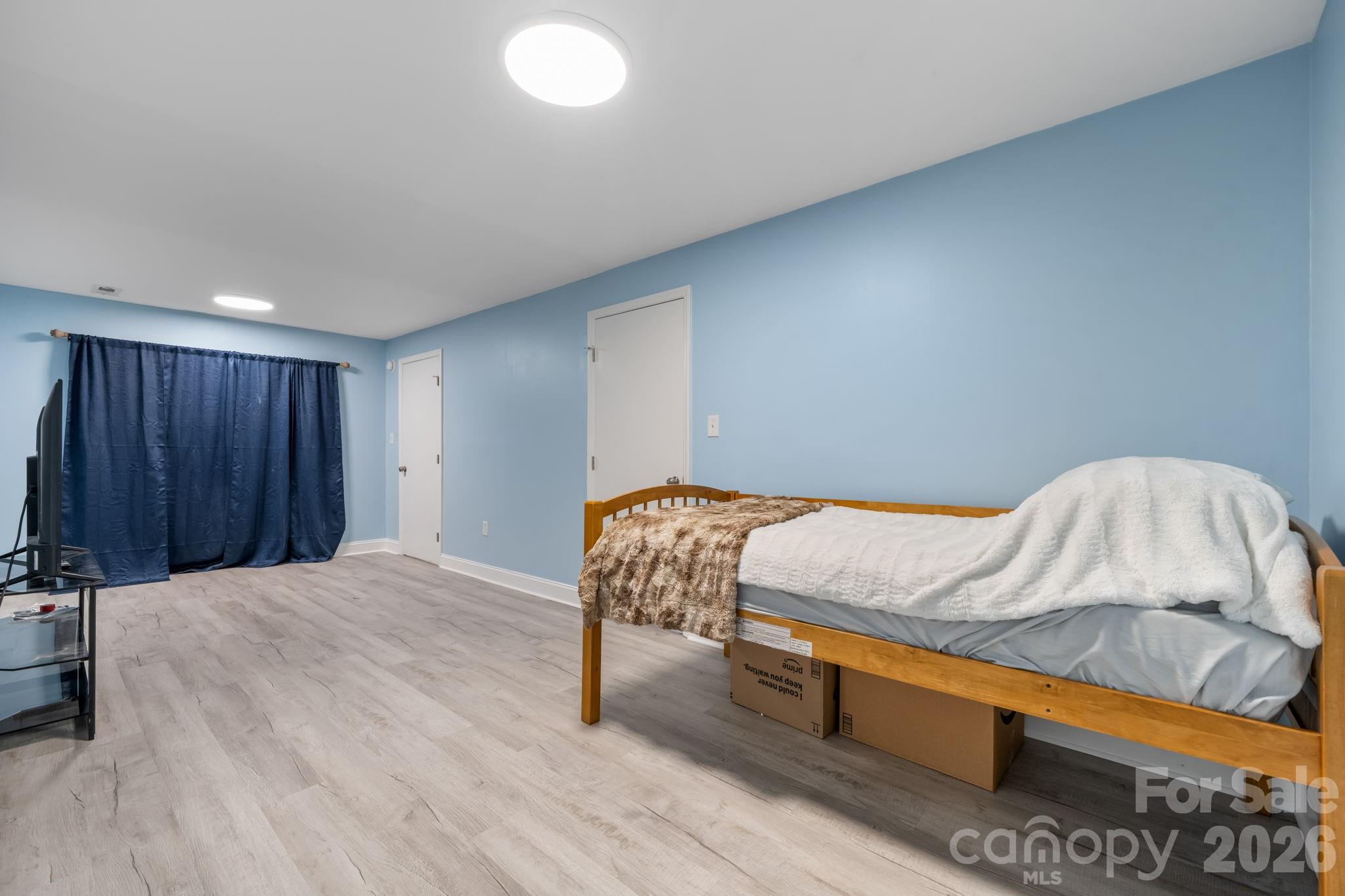 1172 Sunset Court Property Photo 17