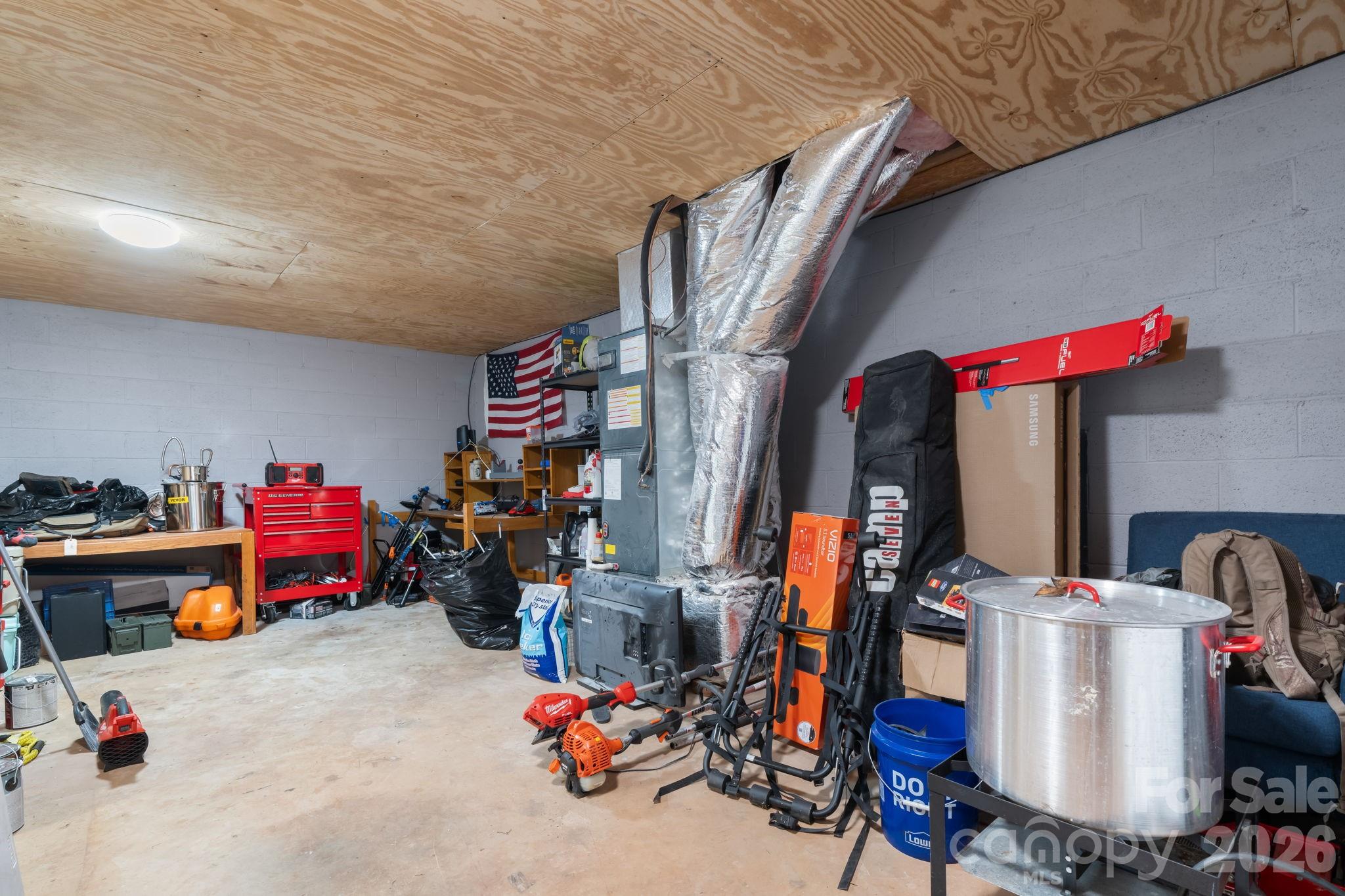 1172 Sunset Court Property Photo 20