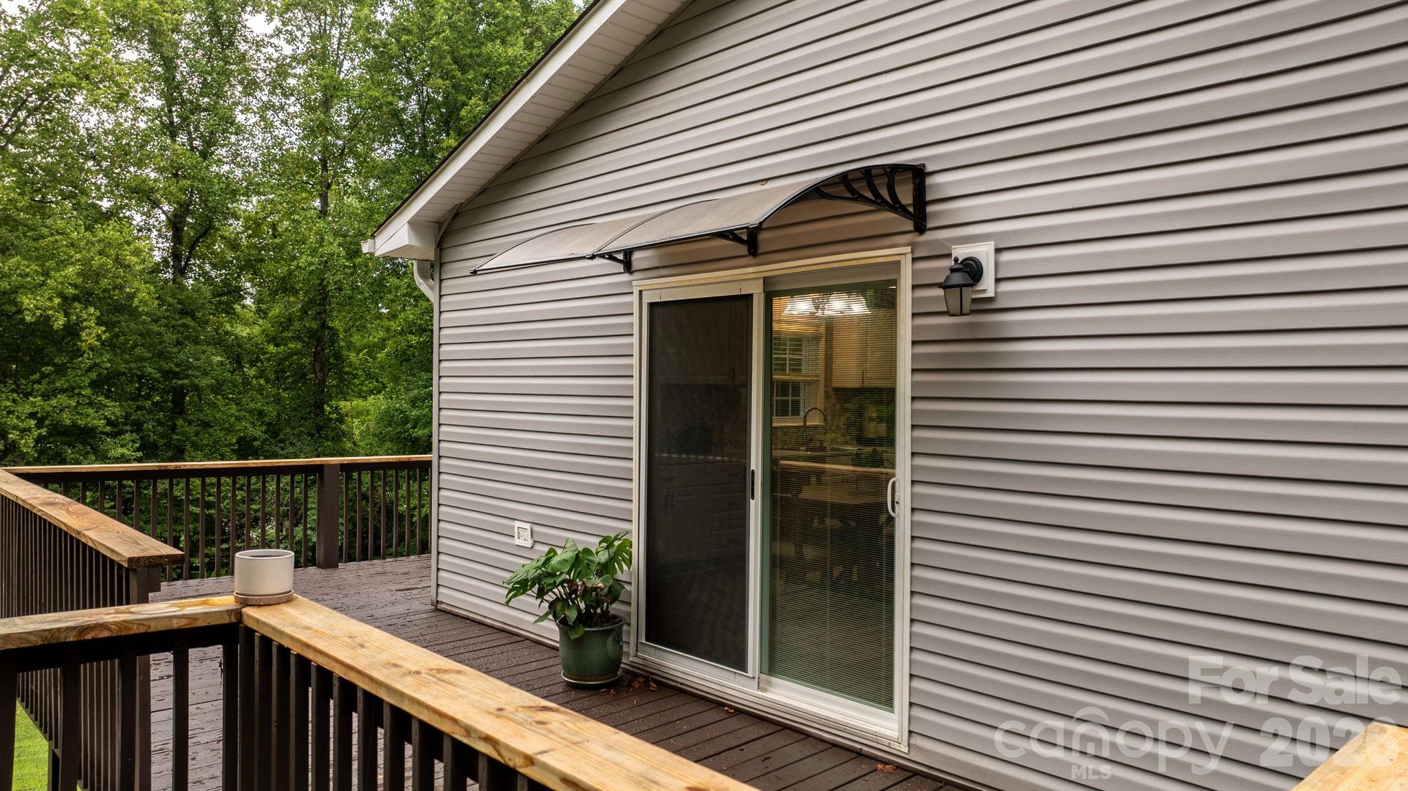 1172 Sunset Court Property Photo 22