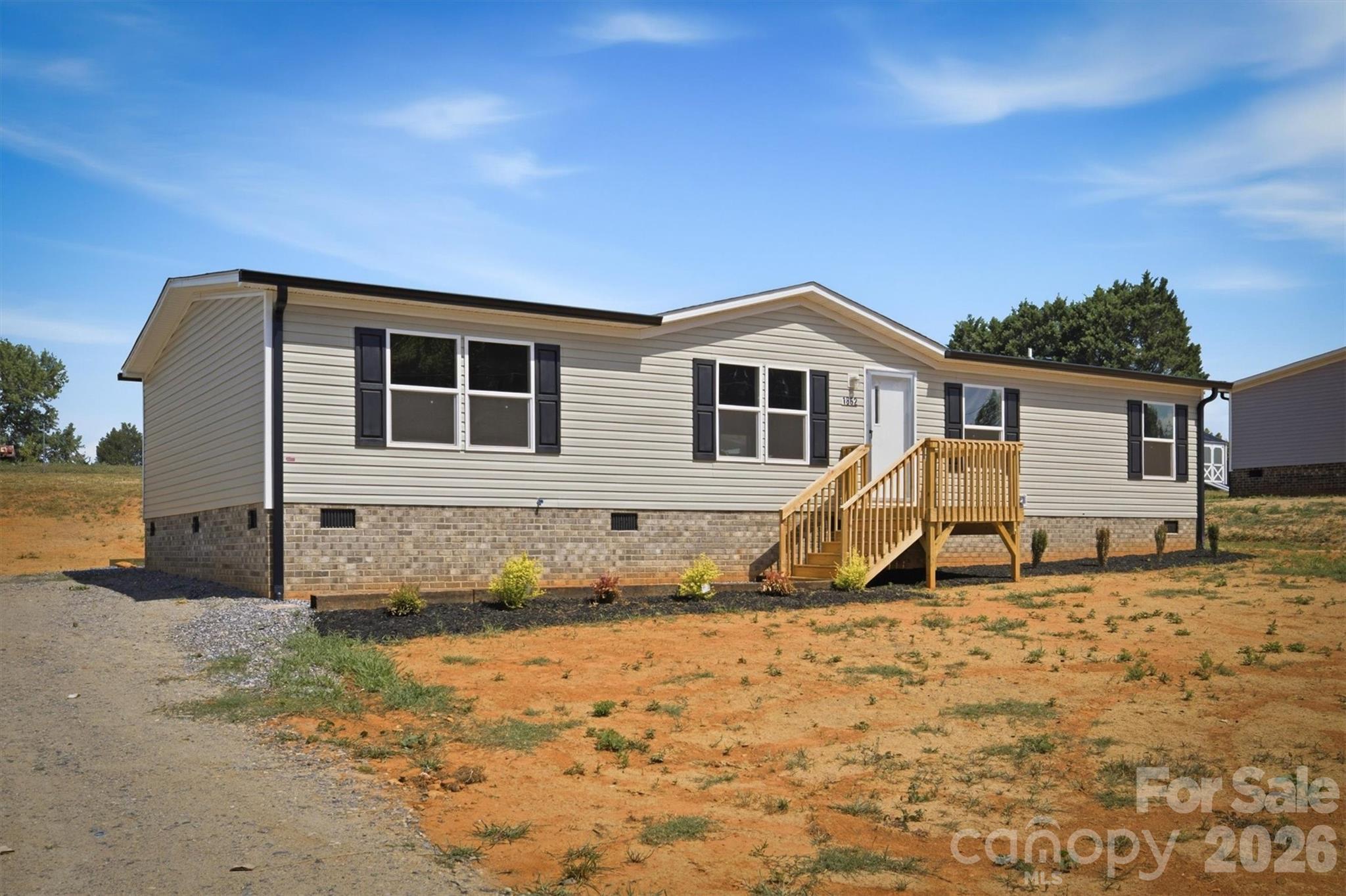 1862 Mesa Drive Property Photo 1