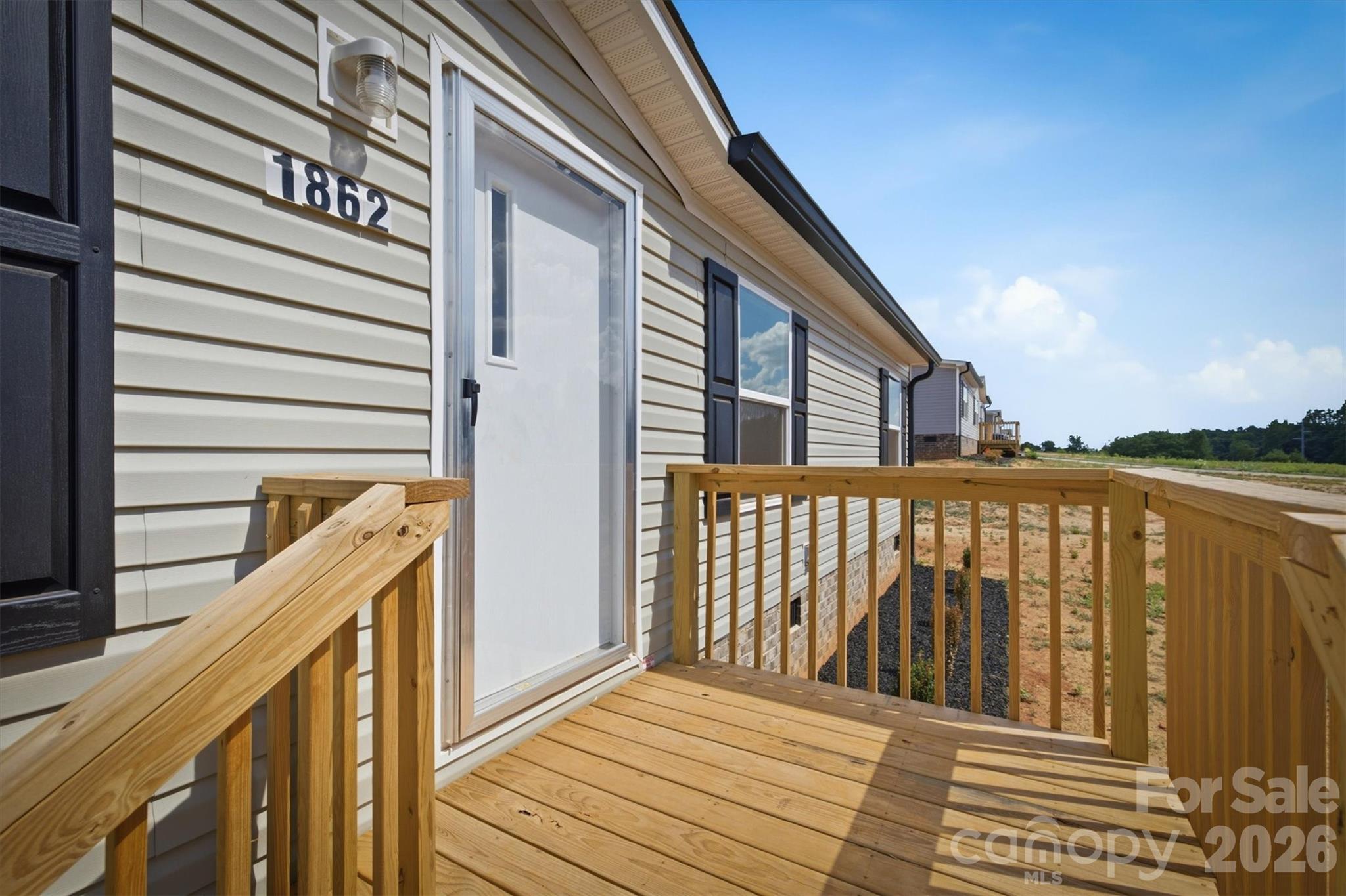 1862 Mesa Drive Property Photo 8