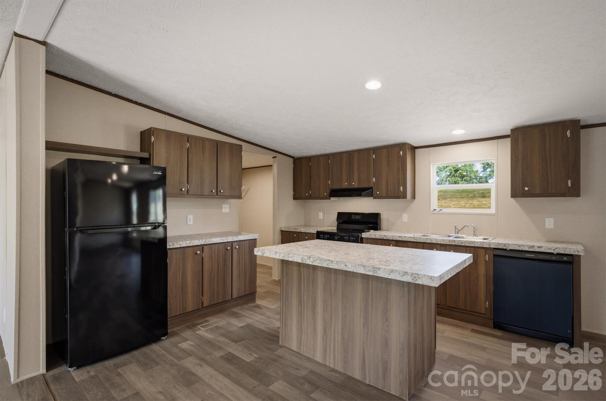 1862 Mesa Drive Property Photo 12