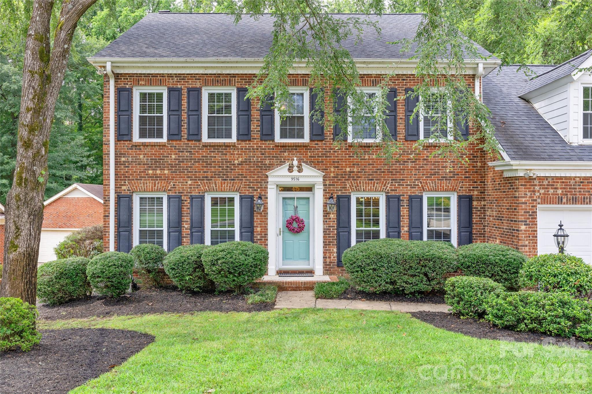 9516 Deer Spring Lane Property Photo 2
