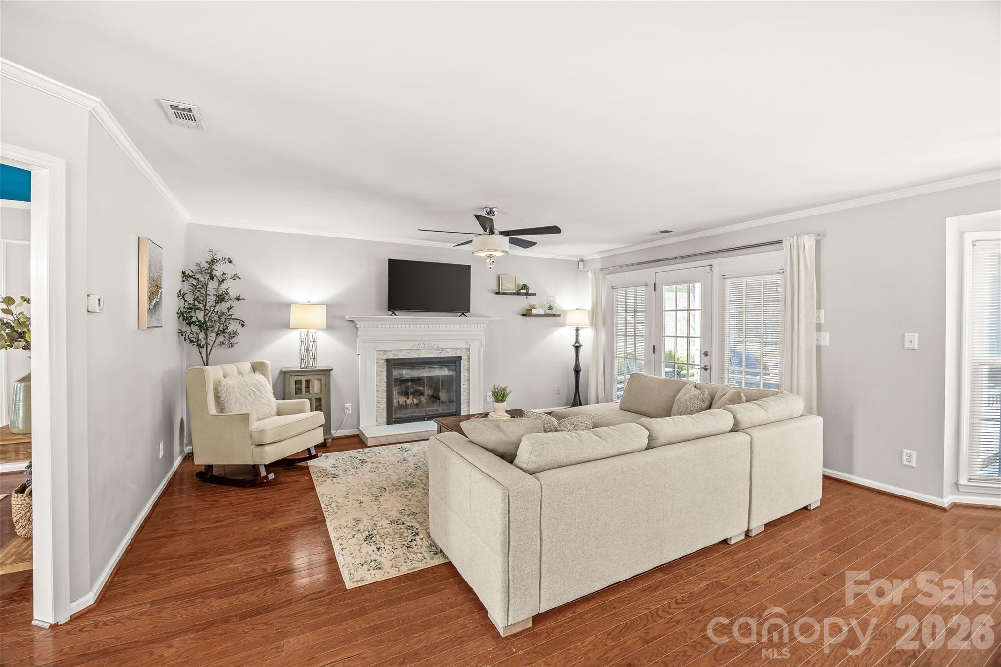 9516 Deer Spring Lane Property Photo 11