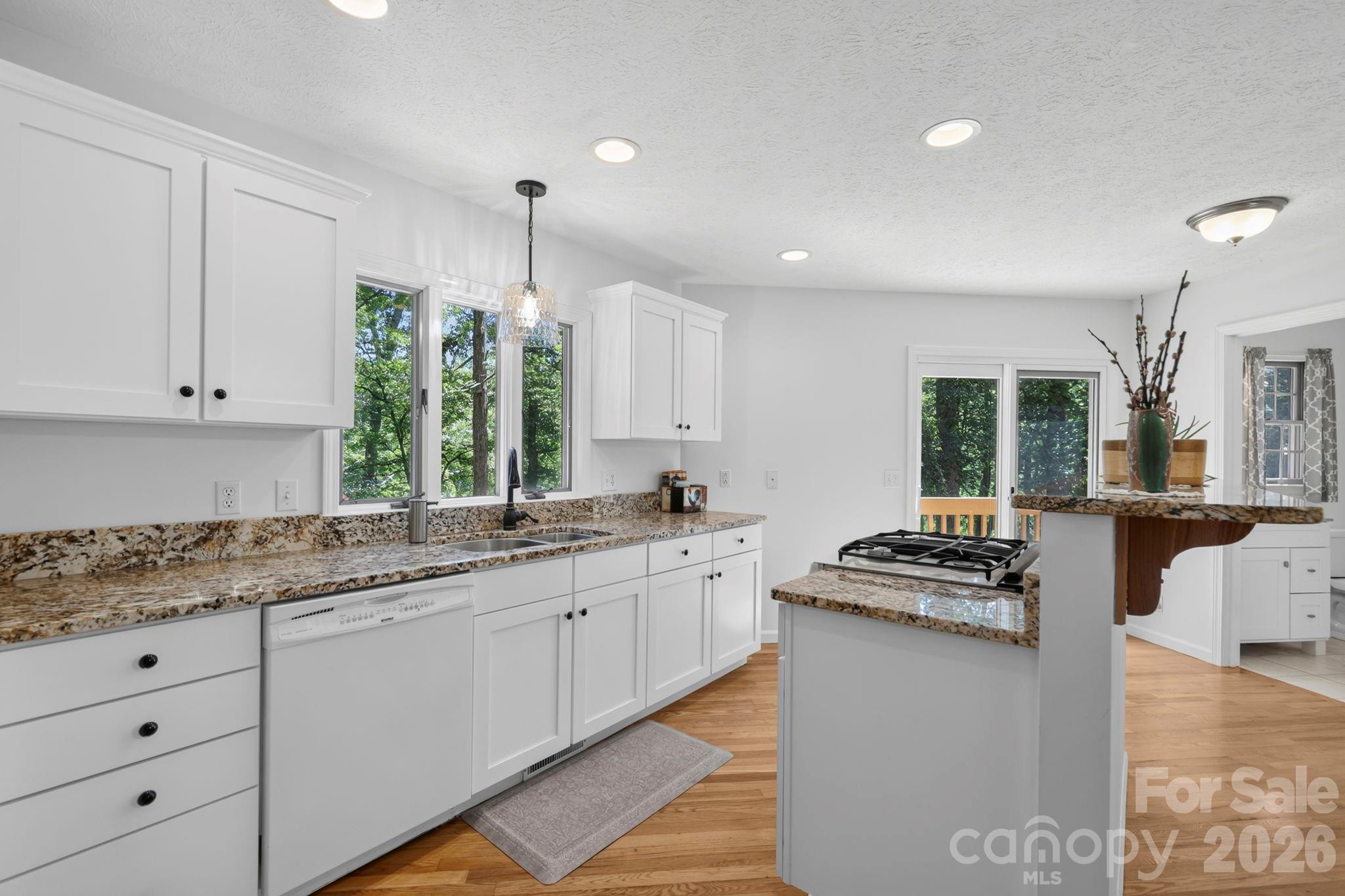 200 Newman Drive Property Photo 11