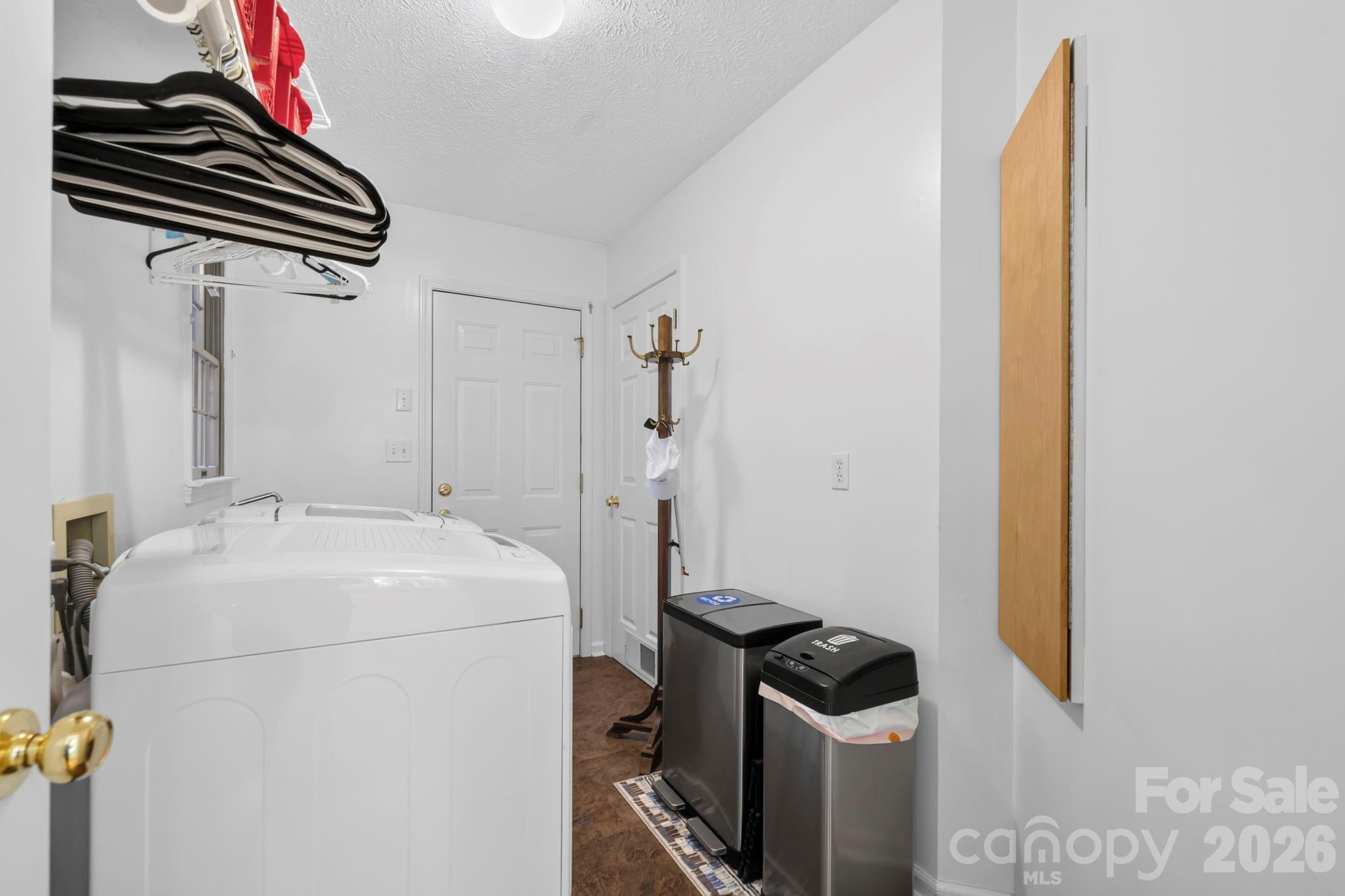 200 Newman Drive Property Photo 14