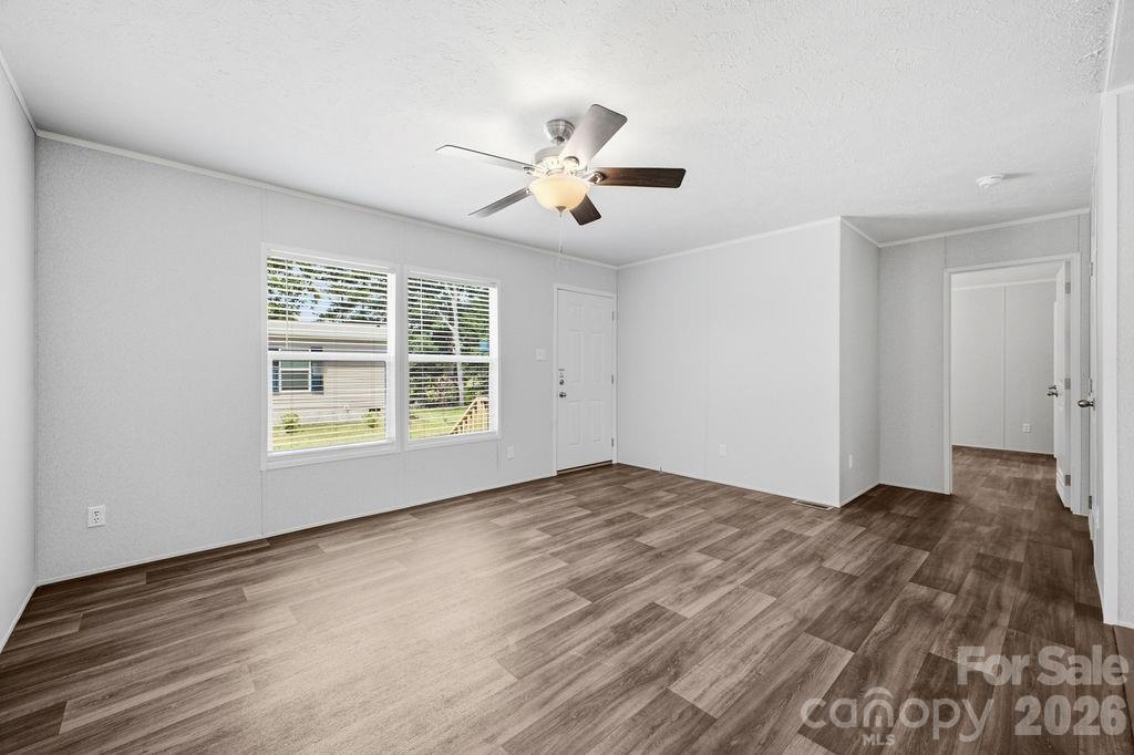 290 Poppy Acres Lane Property Photo 4