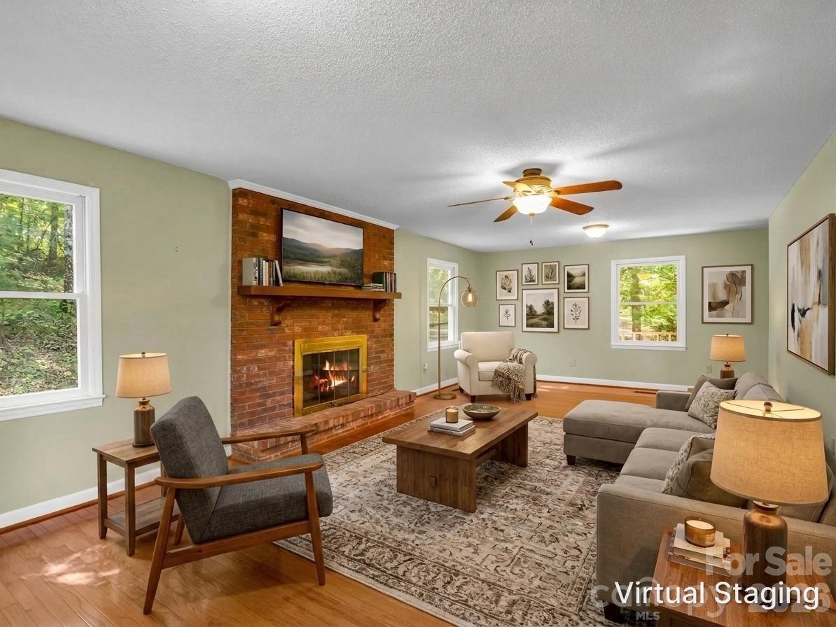 154 Breeze Hill Property Photo 12