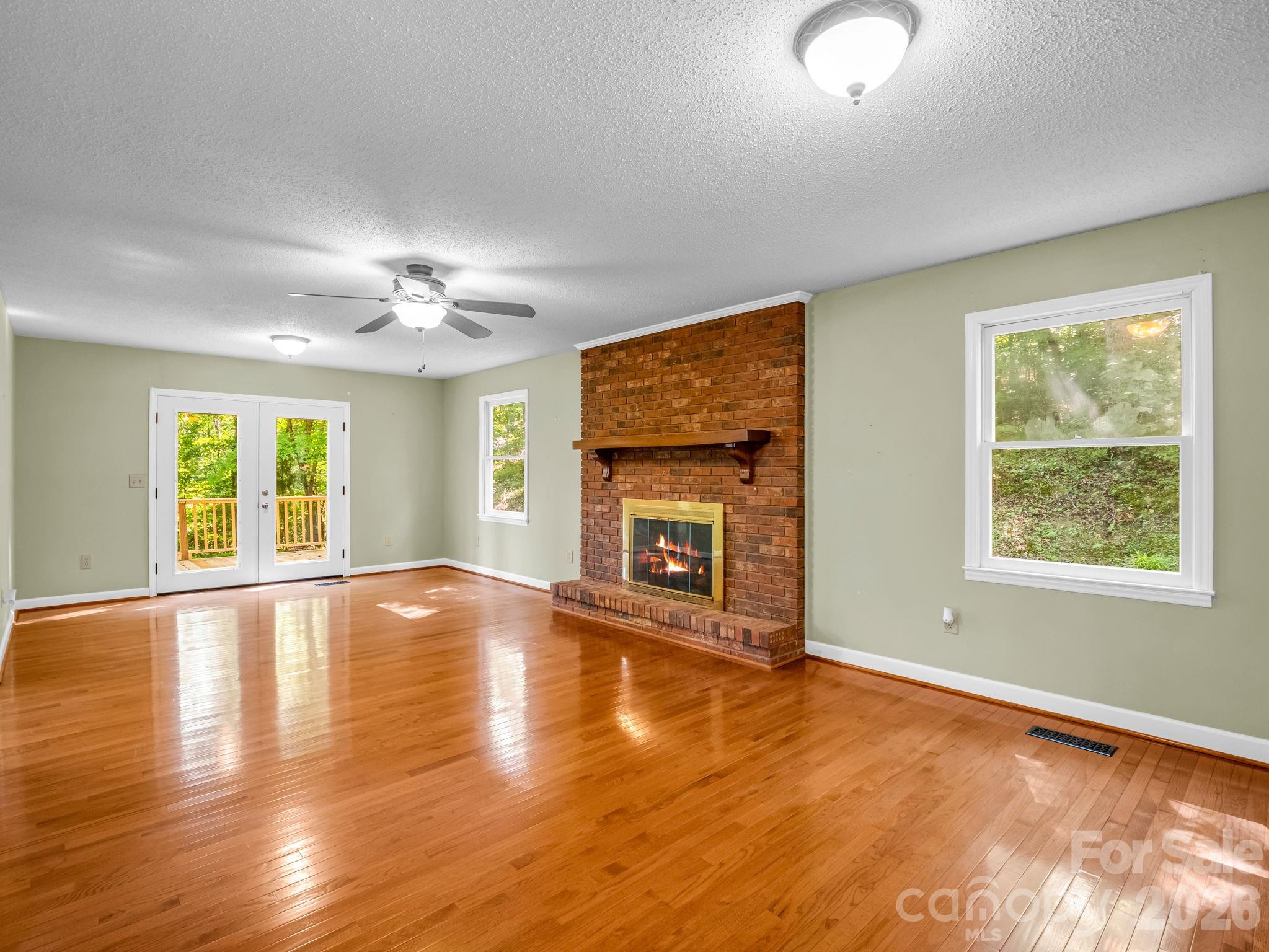 154 Breeze Hill Property Photo 14