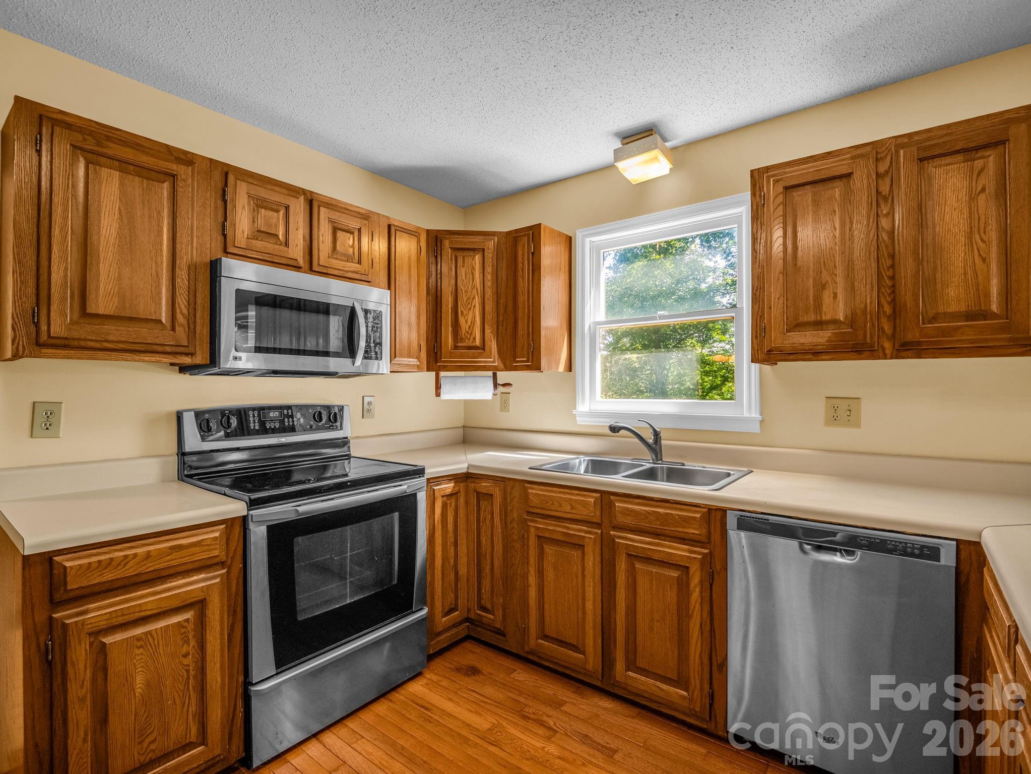 154 Breeze Hill Property Photo 17
