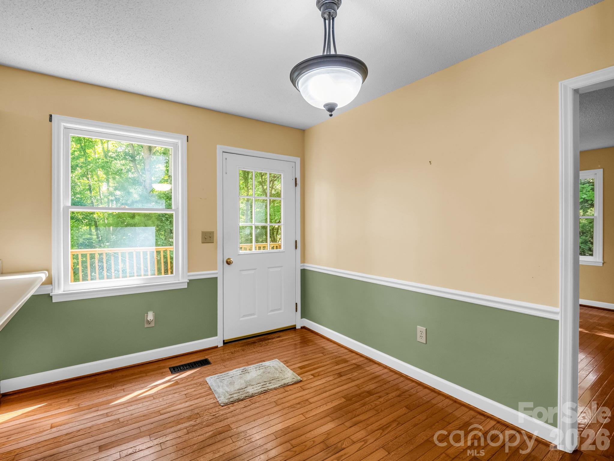 154 Breeze Hill Property Photo 23