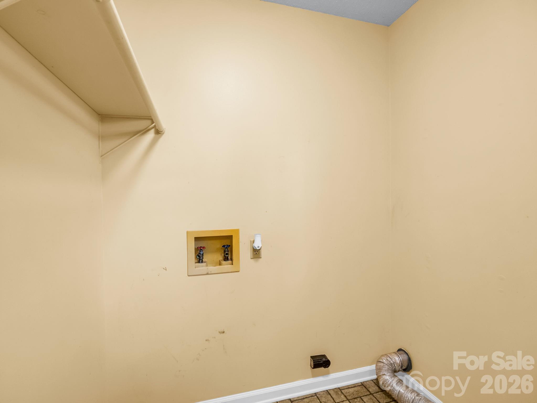 154 Breeze Hill Property Photo 25