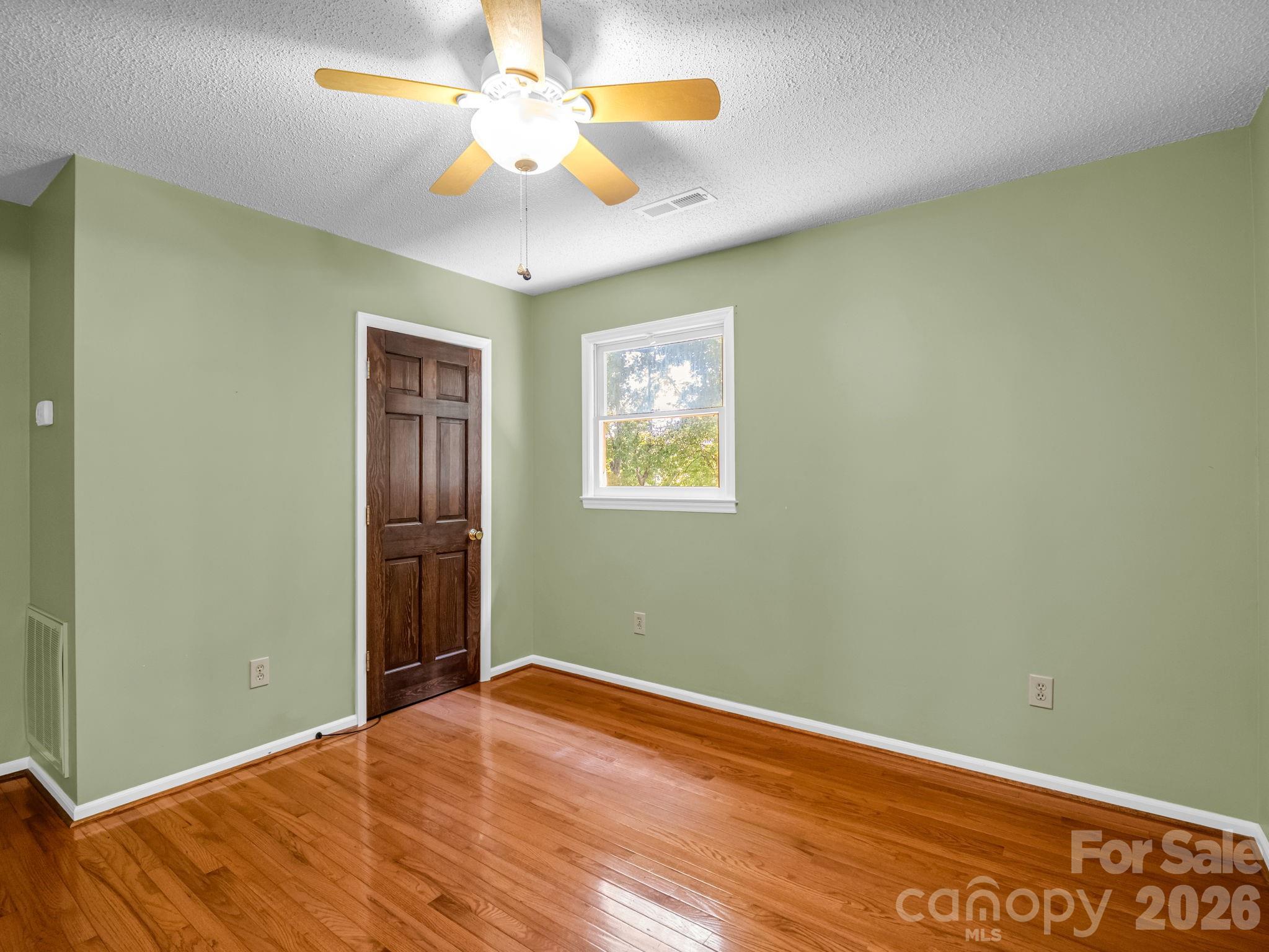 154 Breeze Hill Property Photo 27