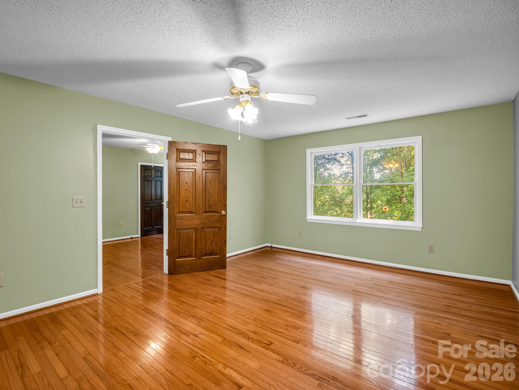 154 Breeze Hill Property Photo 29