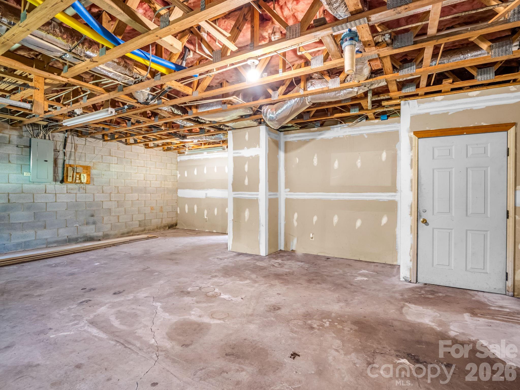 154 Breeze Hill Property Photo 40