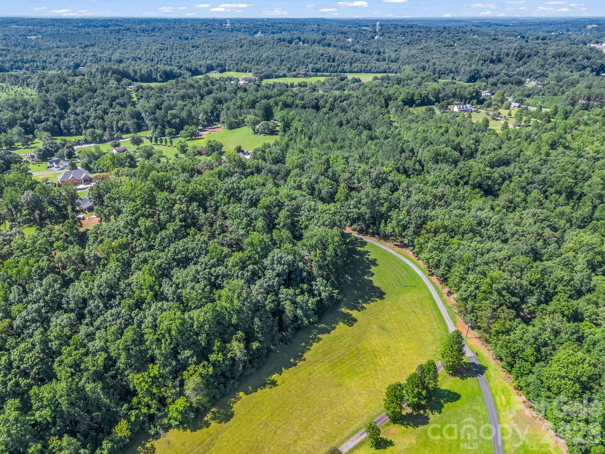 154 Breeze Hill Property Photo 42
