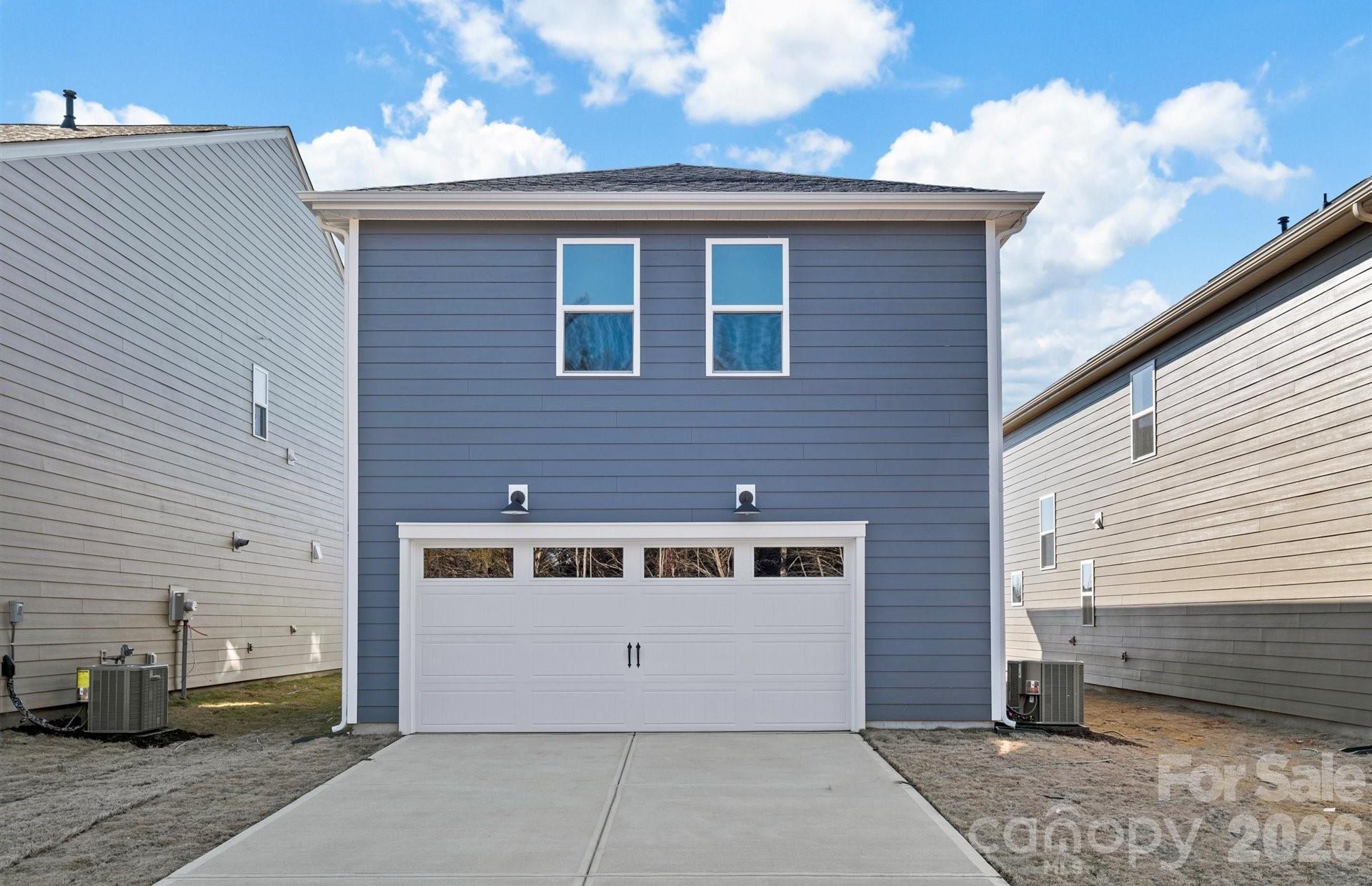 2212 Waterfall Way Property Photo 17
