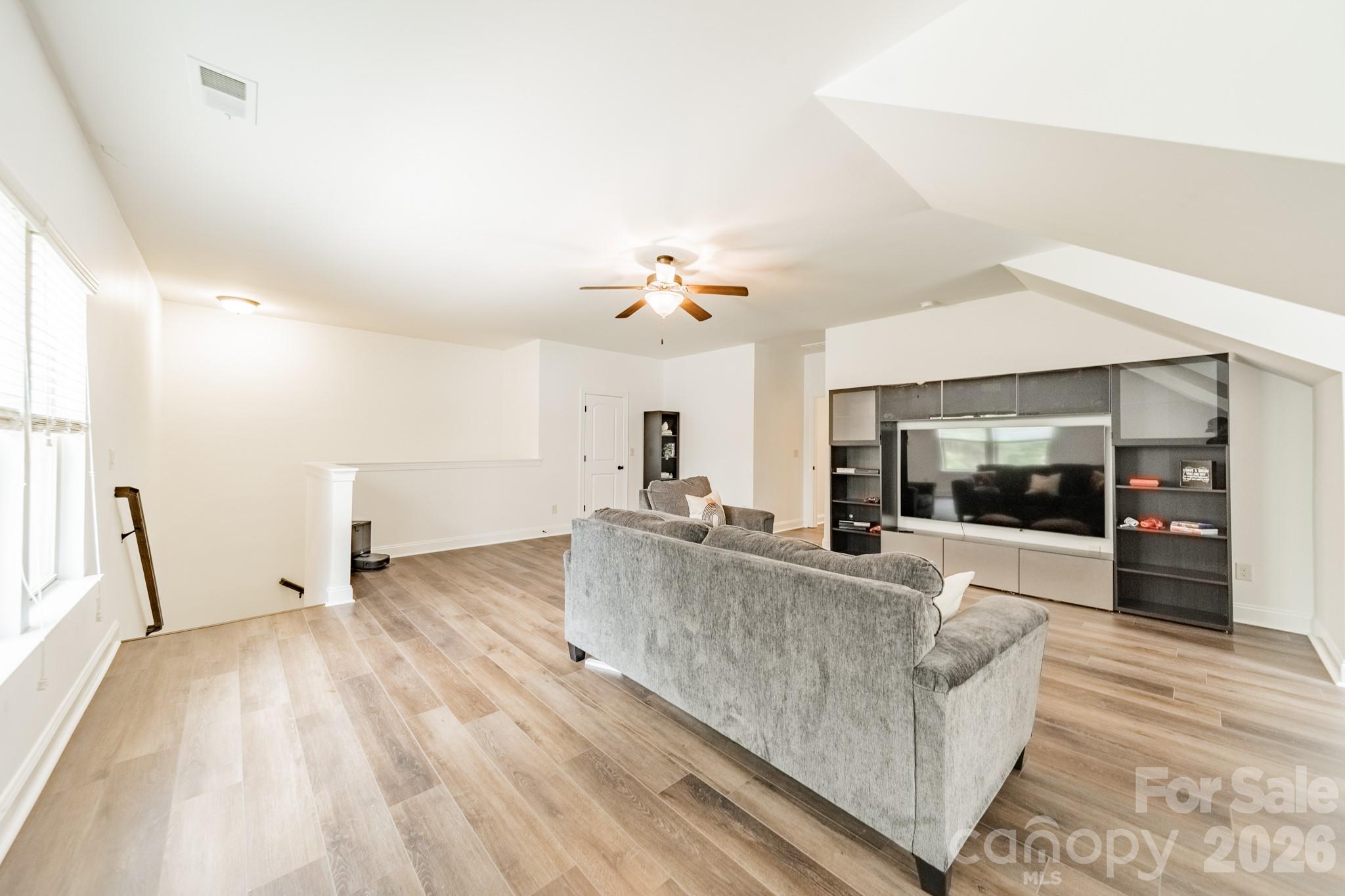 9052 Mossy Hill Lane Property Photo 30