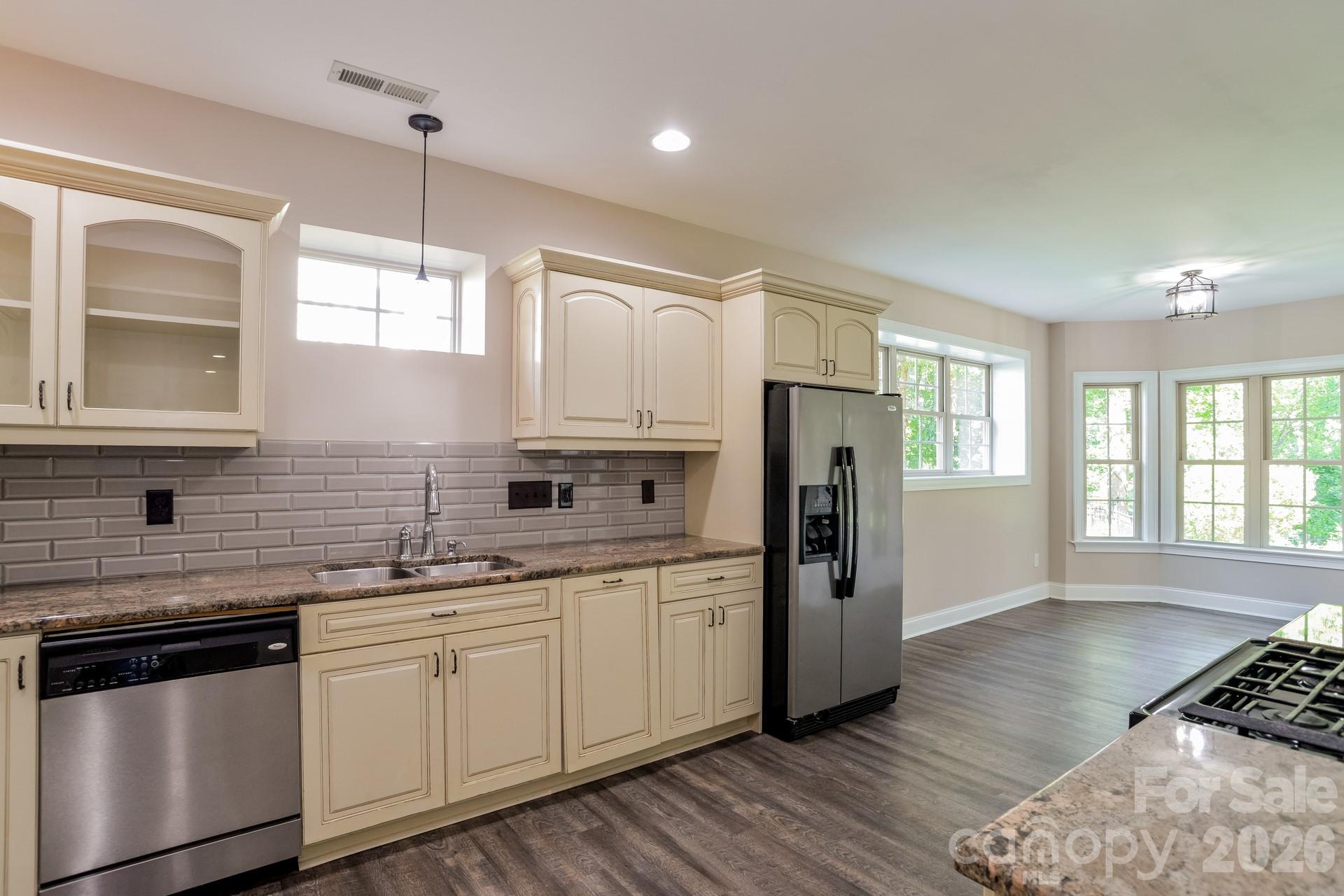 2360 Smith Harbour Drive Property Photo 6
