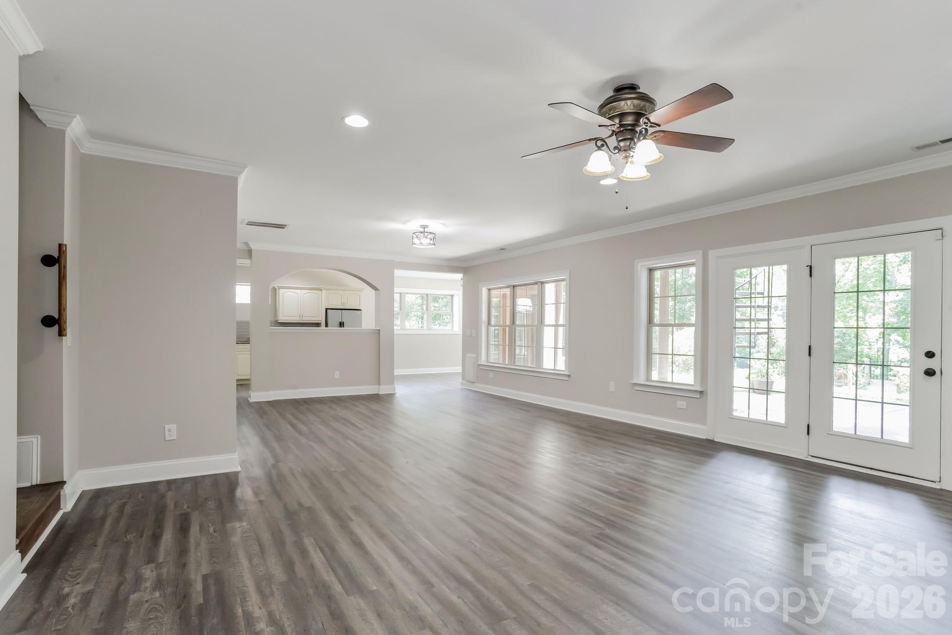 2360 Smith Harbour Drive Property Photo 8