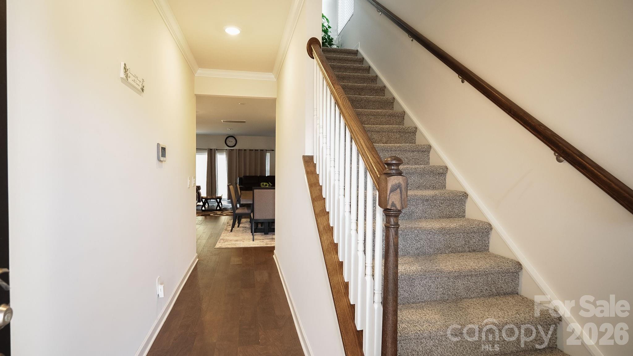 486 Olympia Way Property Photo 3