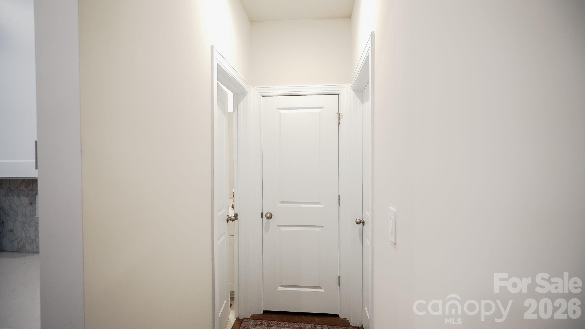 486 Olympia Way Property Photo 8
