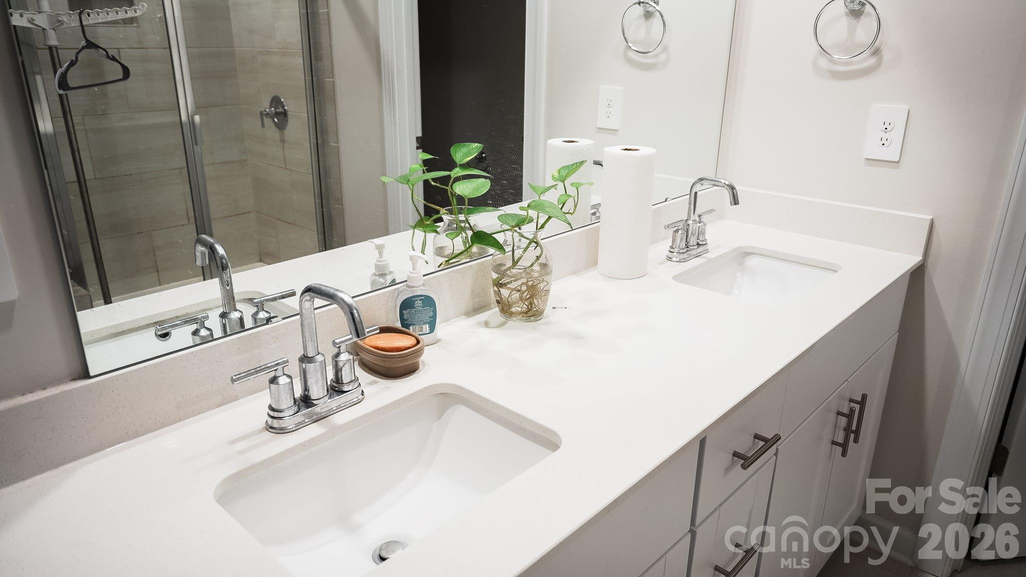 486 Olympia Way Property Photo 33