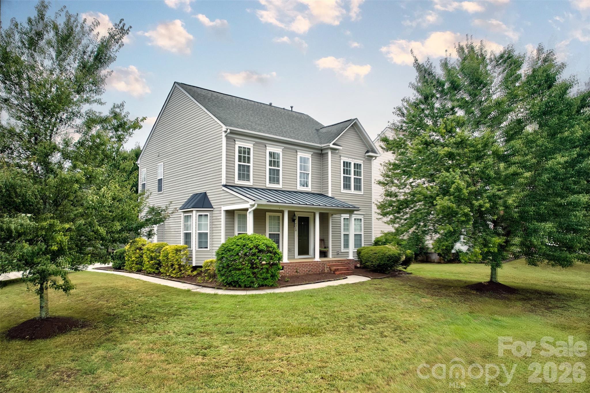 4960 Summerside Drive Property Photo 1