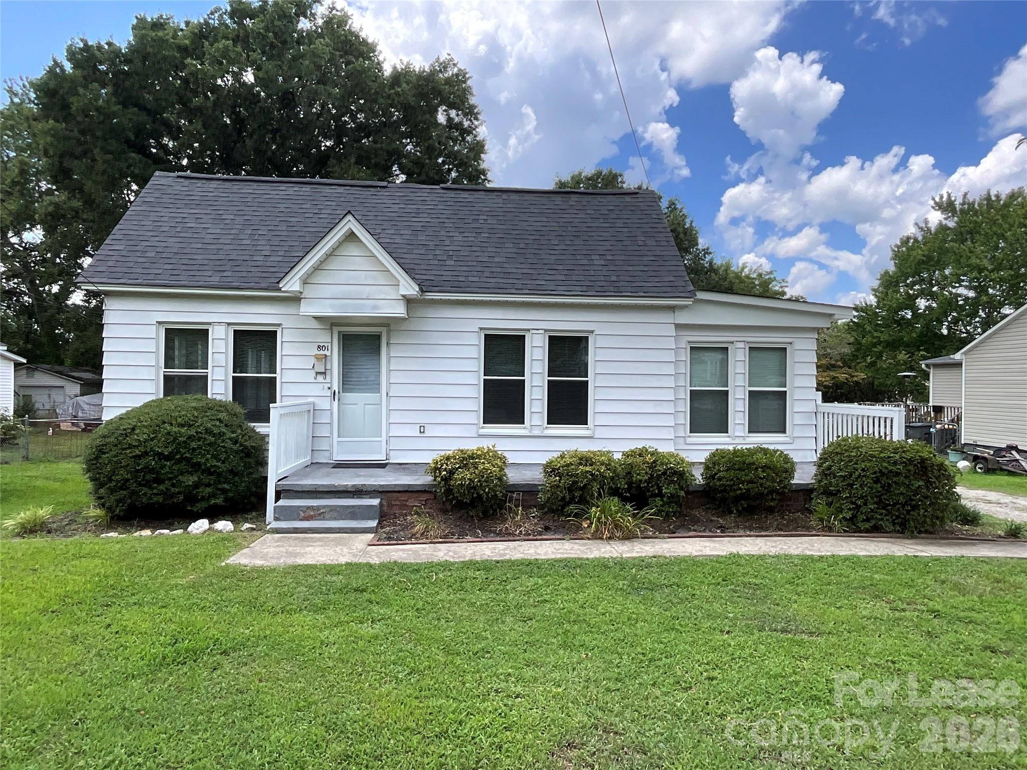801 Bostian Avenue Property Photo 1