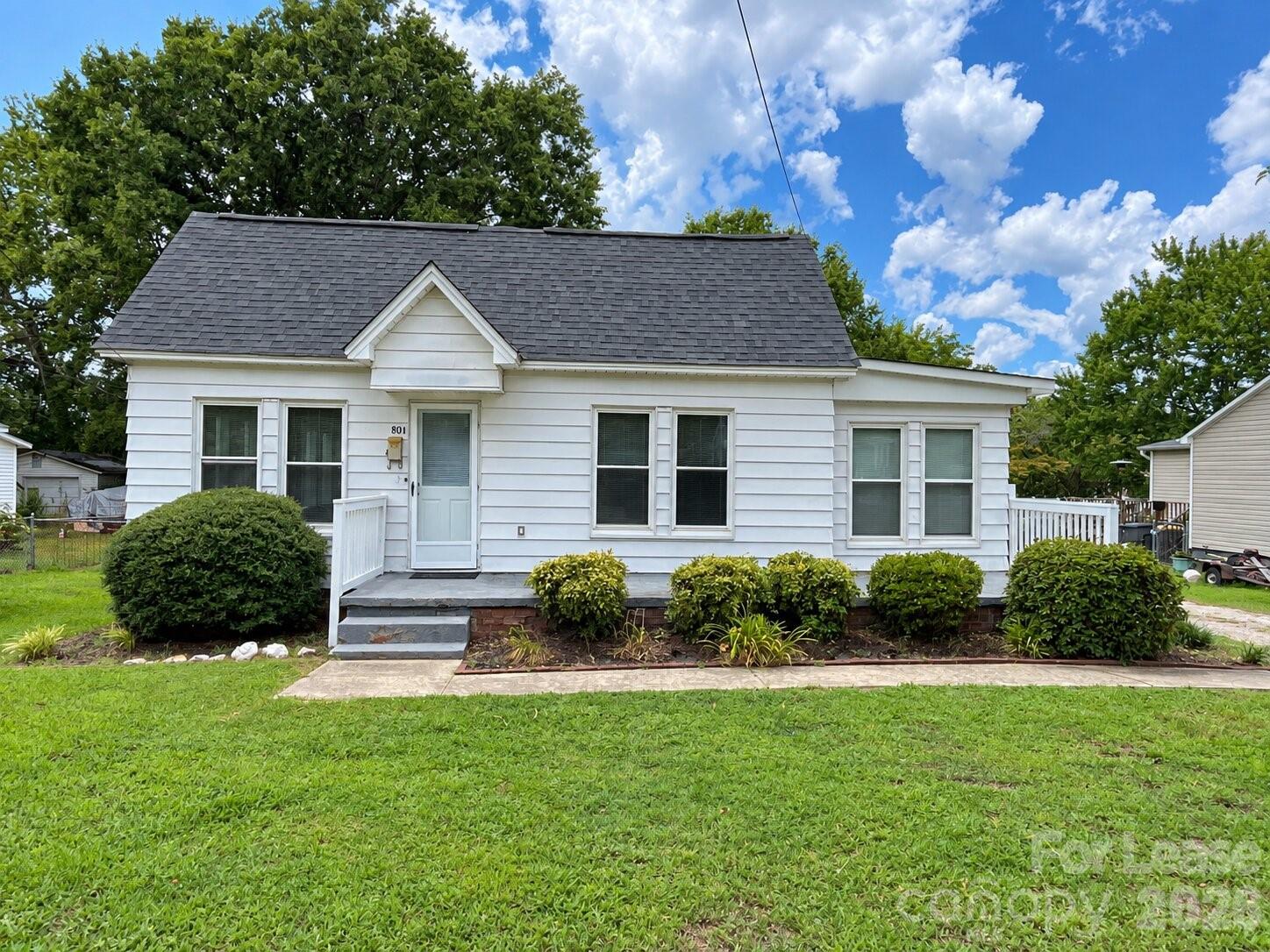 801 Bostian Avenue Property Photo 1