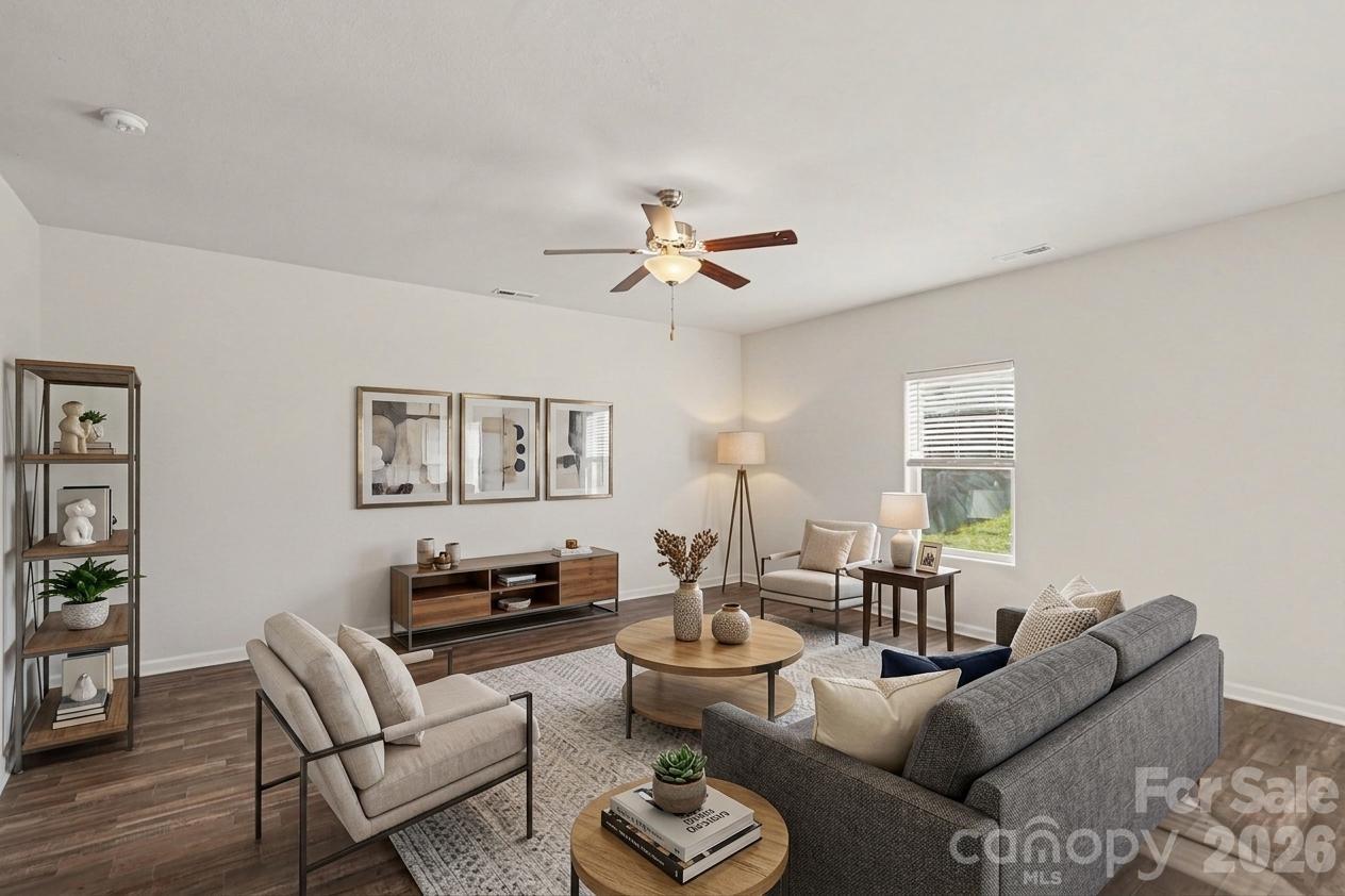 8411 Highgate Drive Property Photo 4