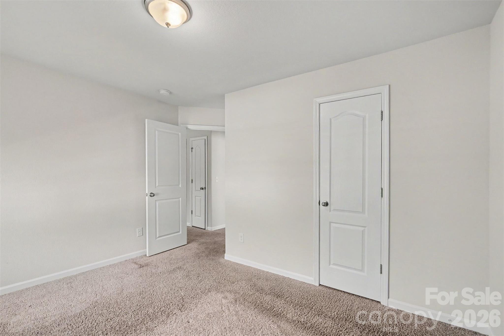 8411 Highgate Drive Property Photo 16