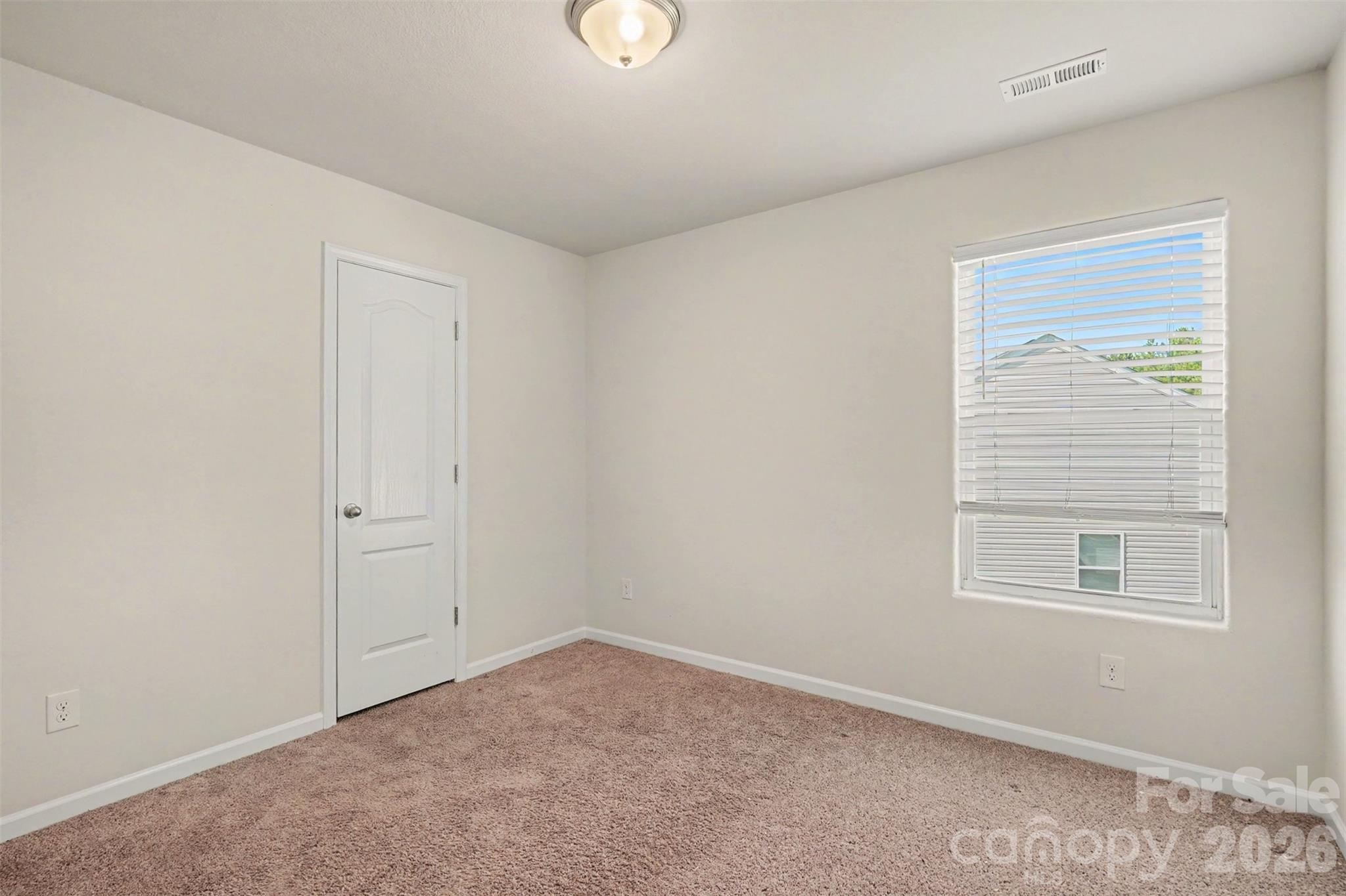 8411 Highgate Drive Property Photo 19