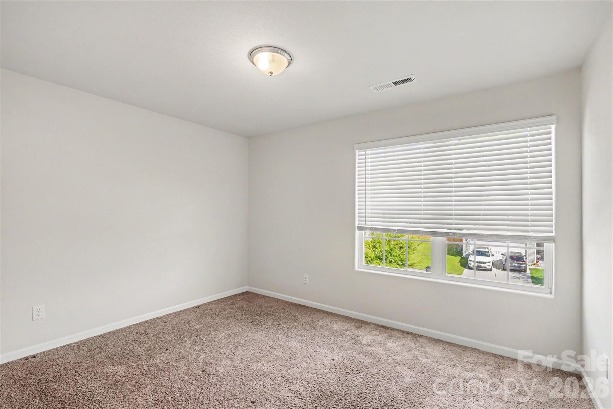 8411 Highgate Drive Property Photo 24