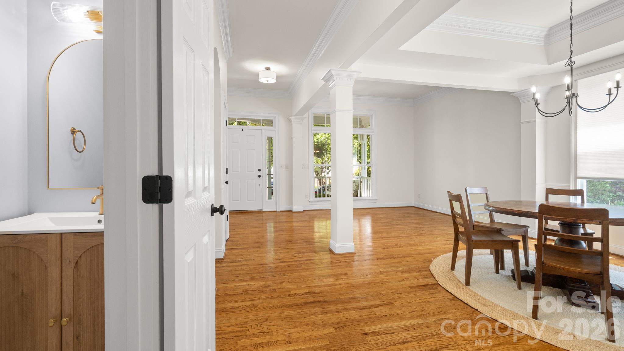 545 Glen Walk Drive Property Photo 11