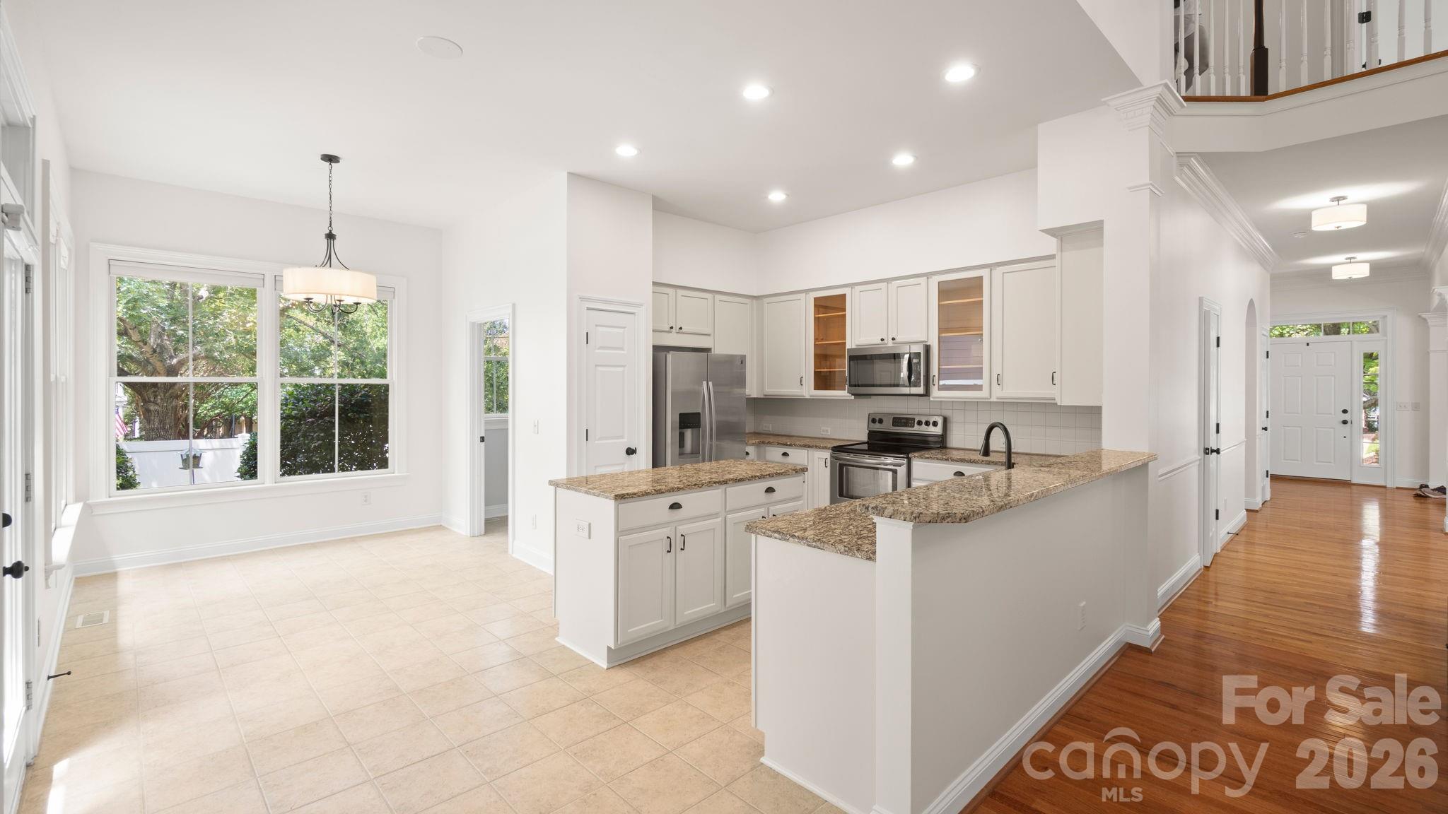 545 Glen Walk Drive Property Photo 16