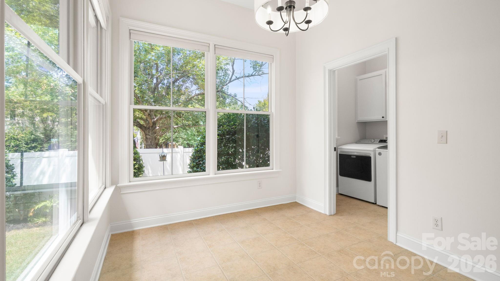 545 Glen Walk Drive Property Photo 21