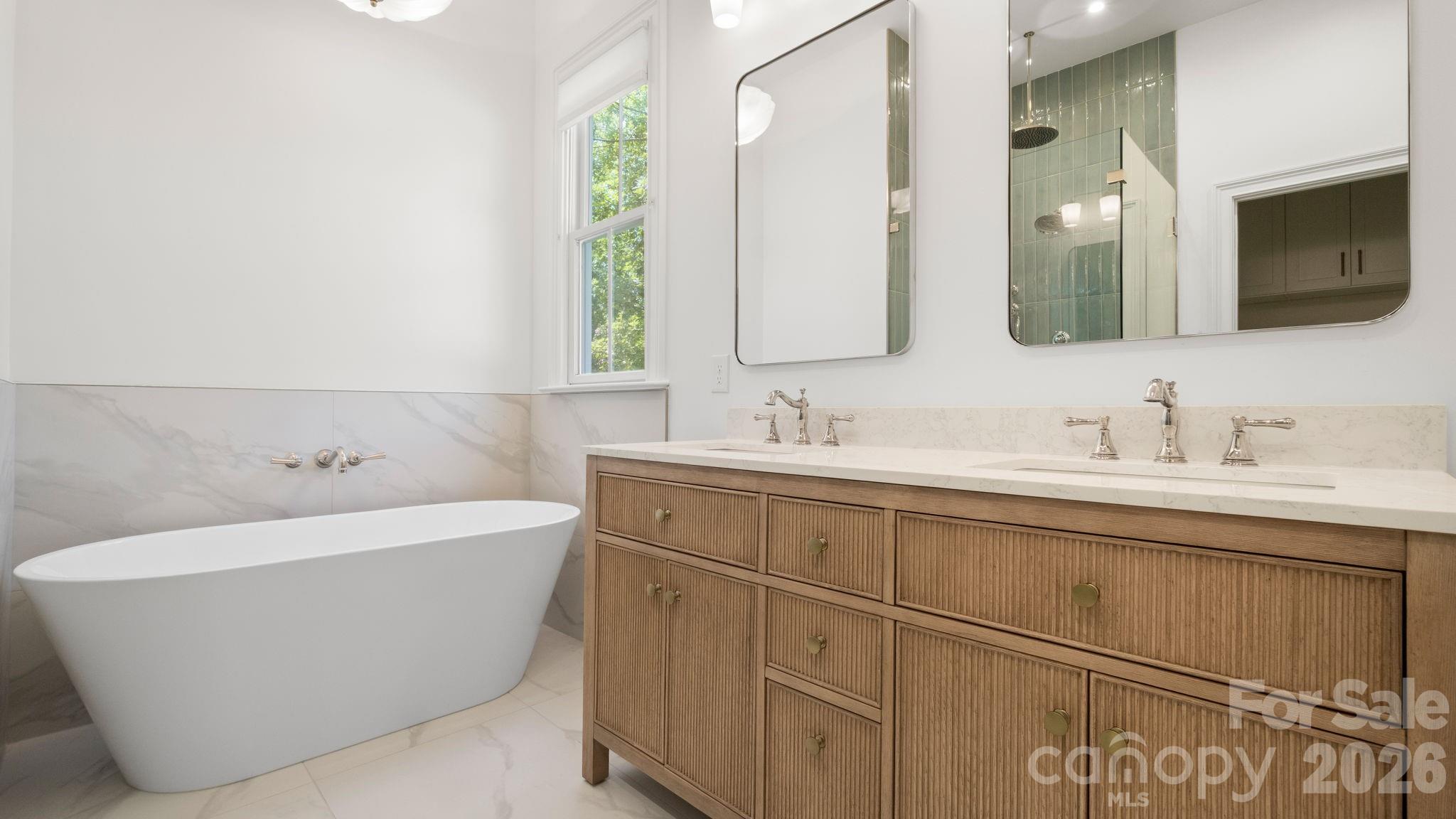 545 Glen Walk Drive Property Photo 28