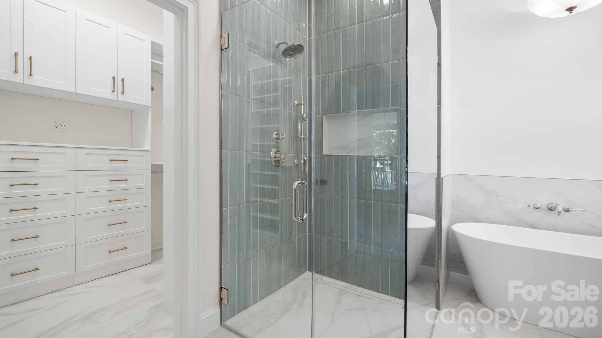 545 Glen Walk Drive Property Photo 31