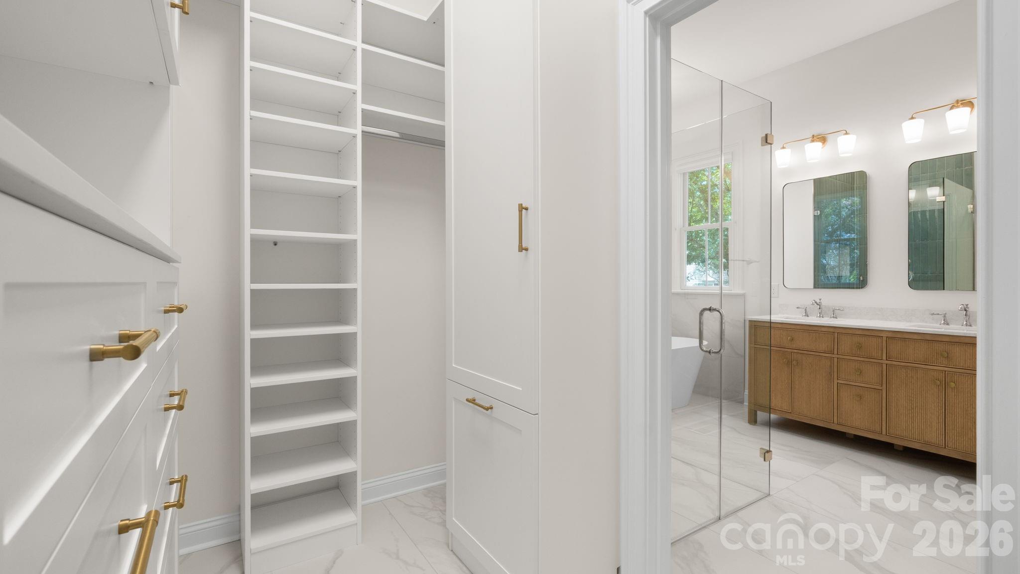 545 Glen Walk Drive Property Photo 32