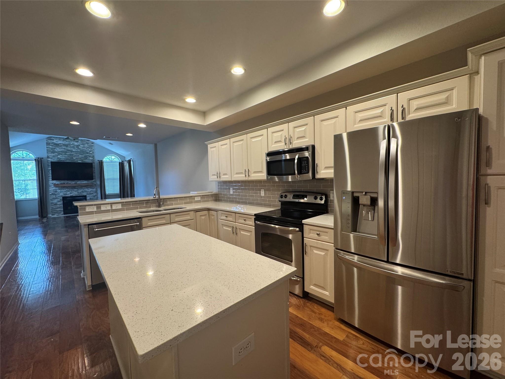 2416 Coltsview Road Property Photo 6