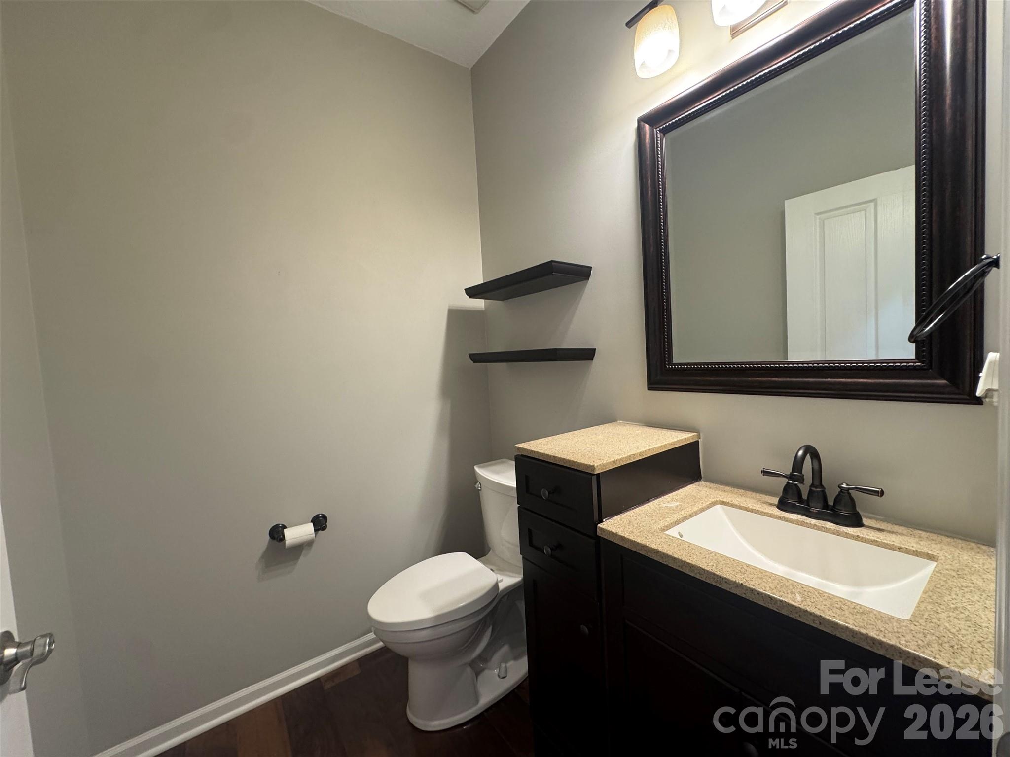 2416 Coltsview Road Property Photo 9