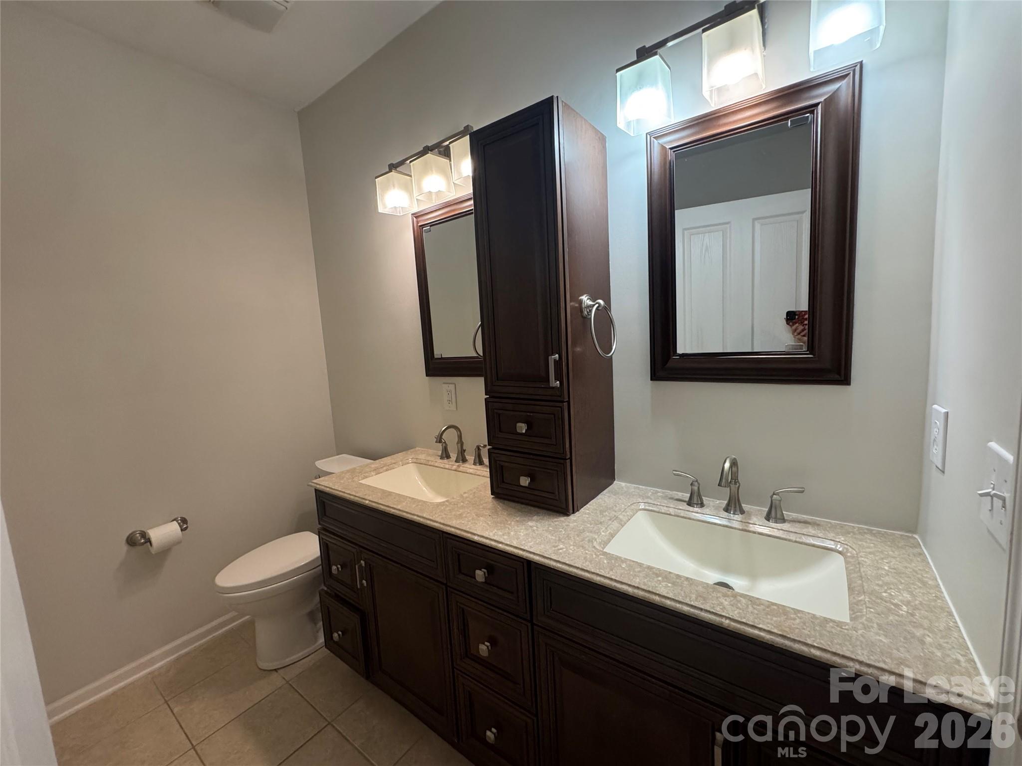 2416 Coltsview Road Property Photo 11