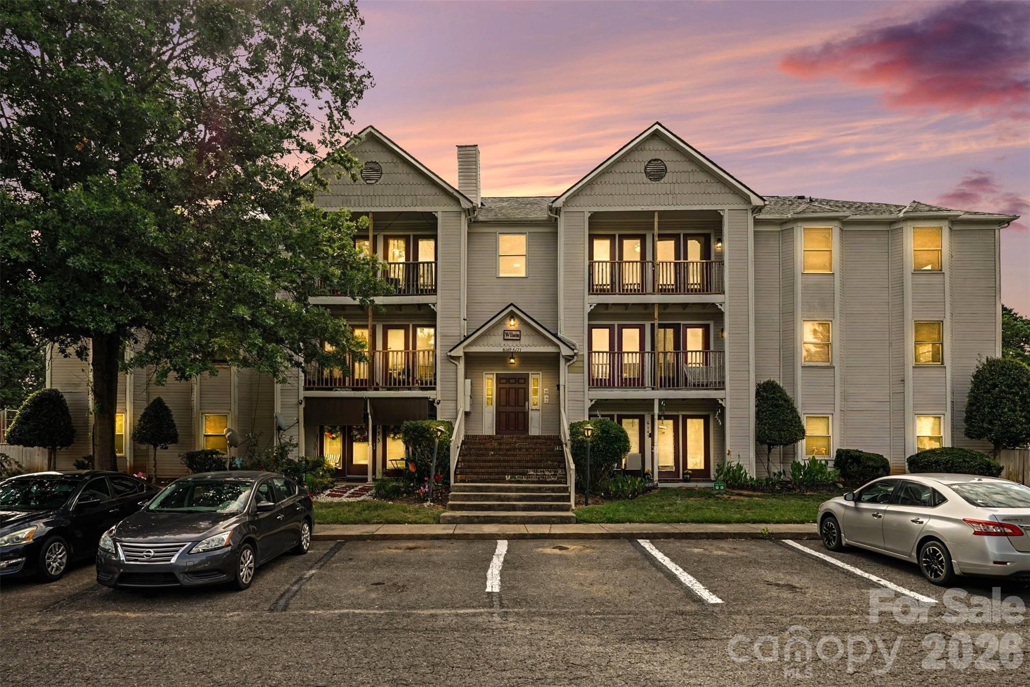 6165 Meadow Rose Lane Property Photo 3