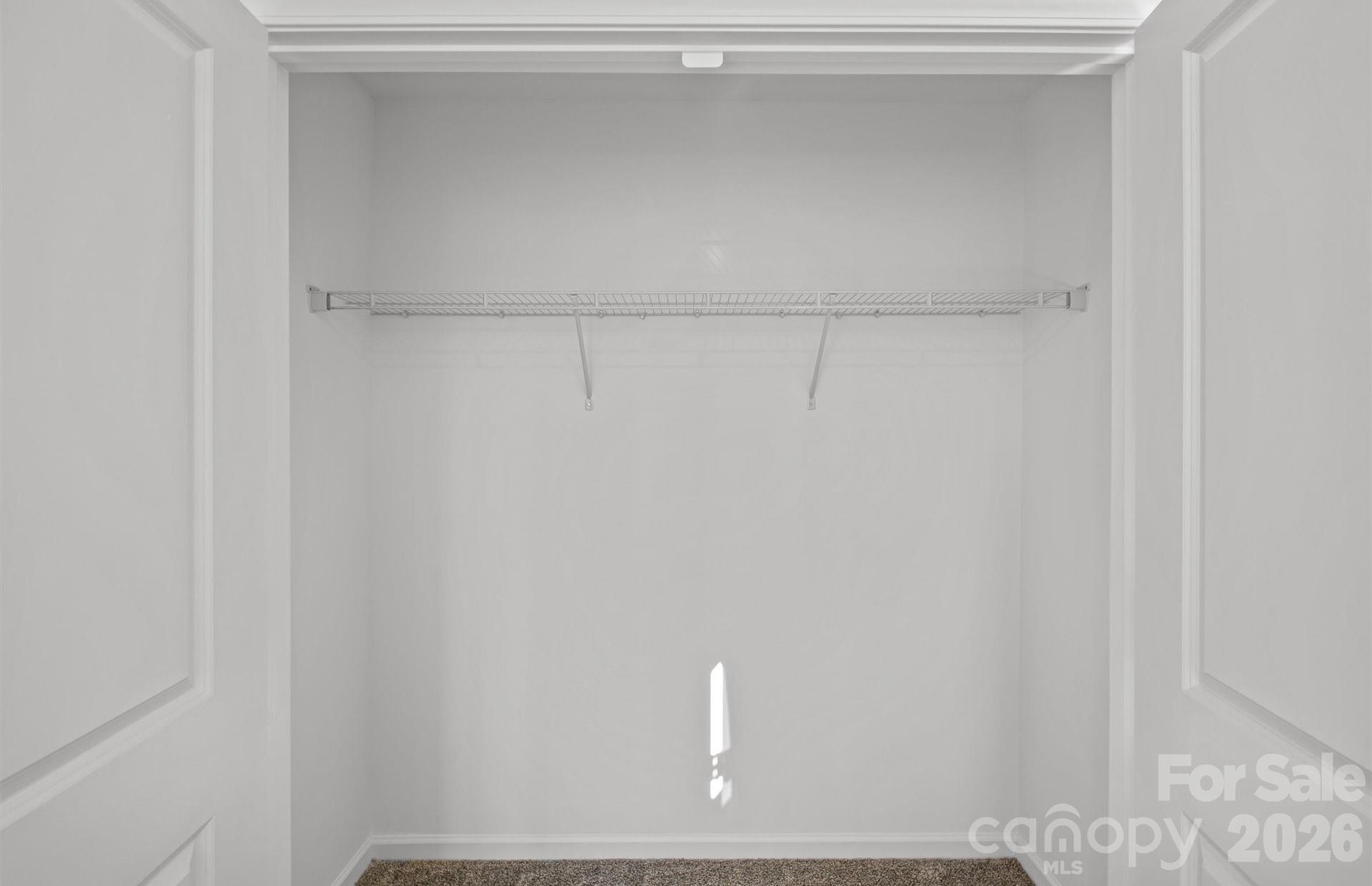 2124 Waterfall Way Property Photo 10