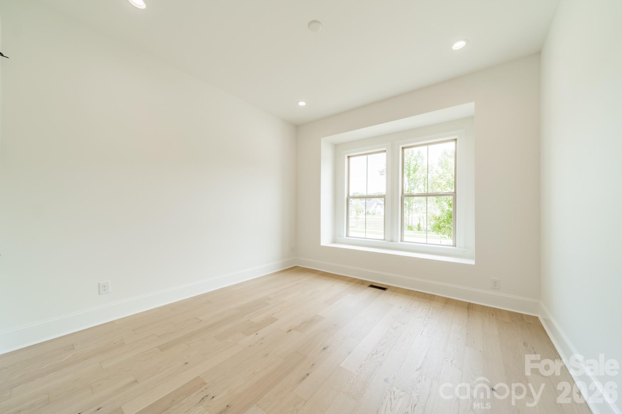 1011 Detweiler Road Property Photo 9
