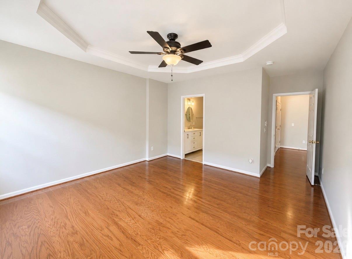 320 Shingleoak Drive Property Photo 20
